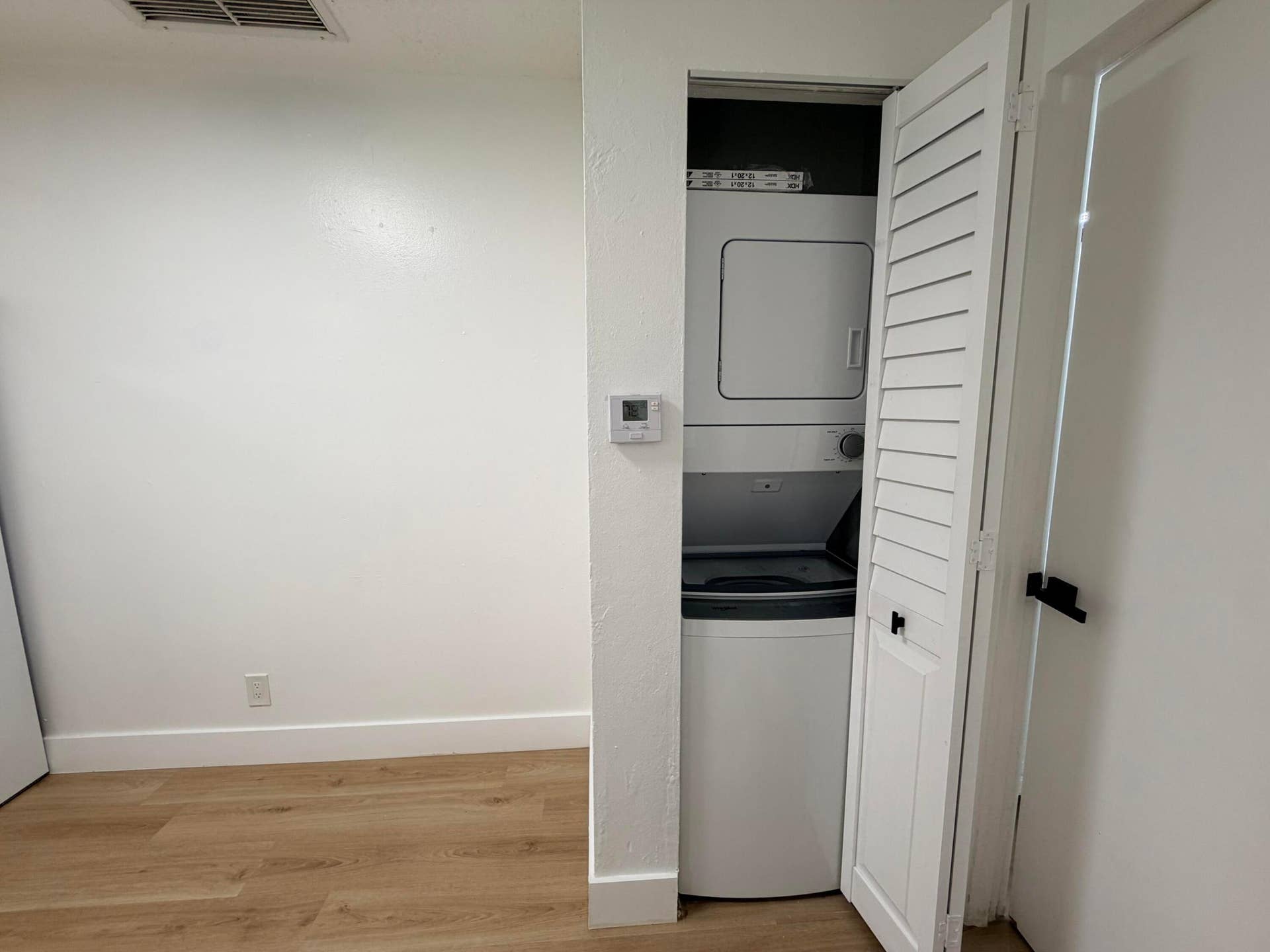 334 SW Avondale Drive, #1, Pompano Beach, Pompano Beach, FL 33060 In unit laundry