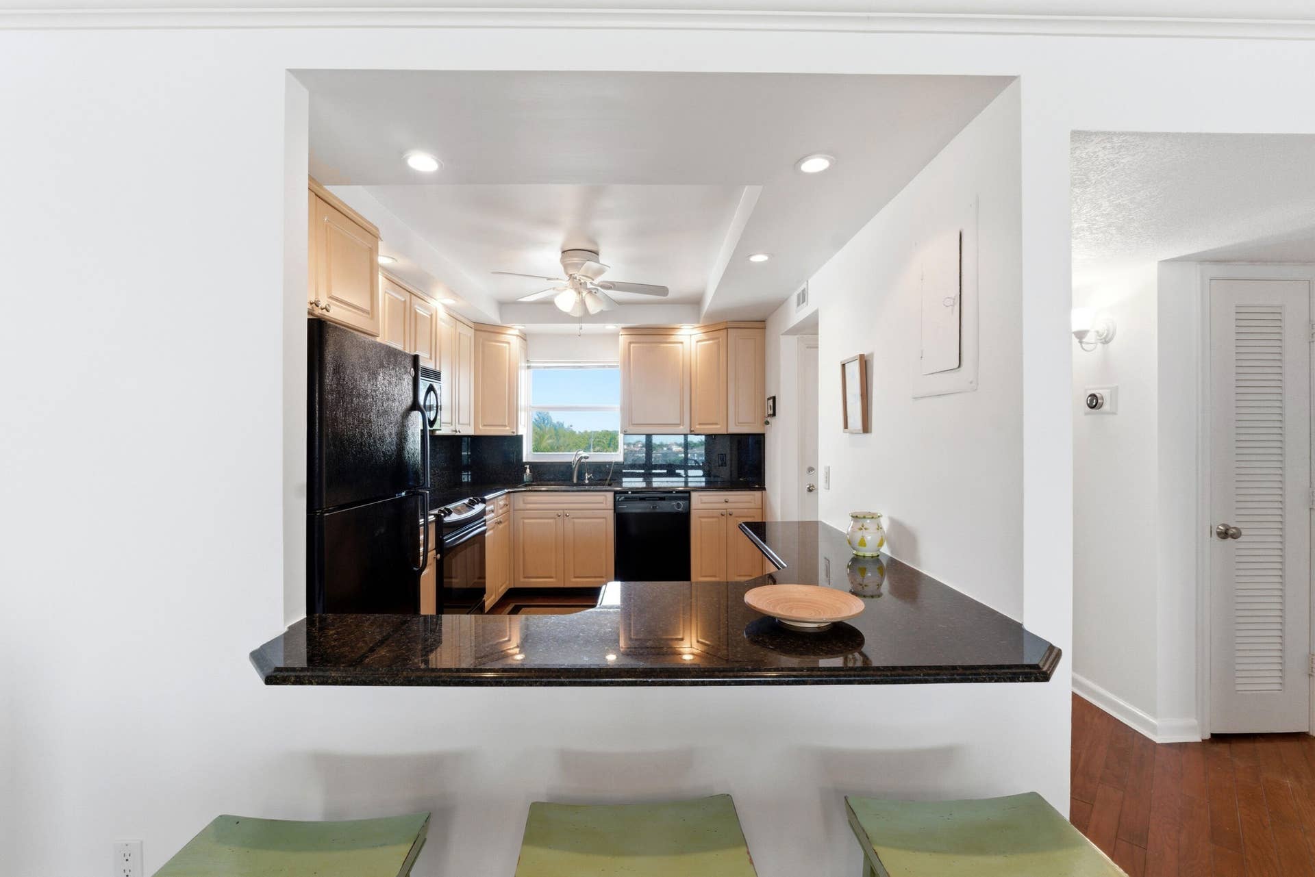 511 Bayshore Dr U410 _032
