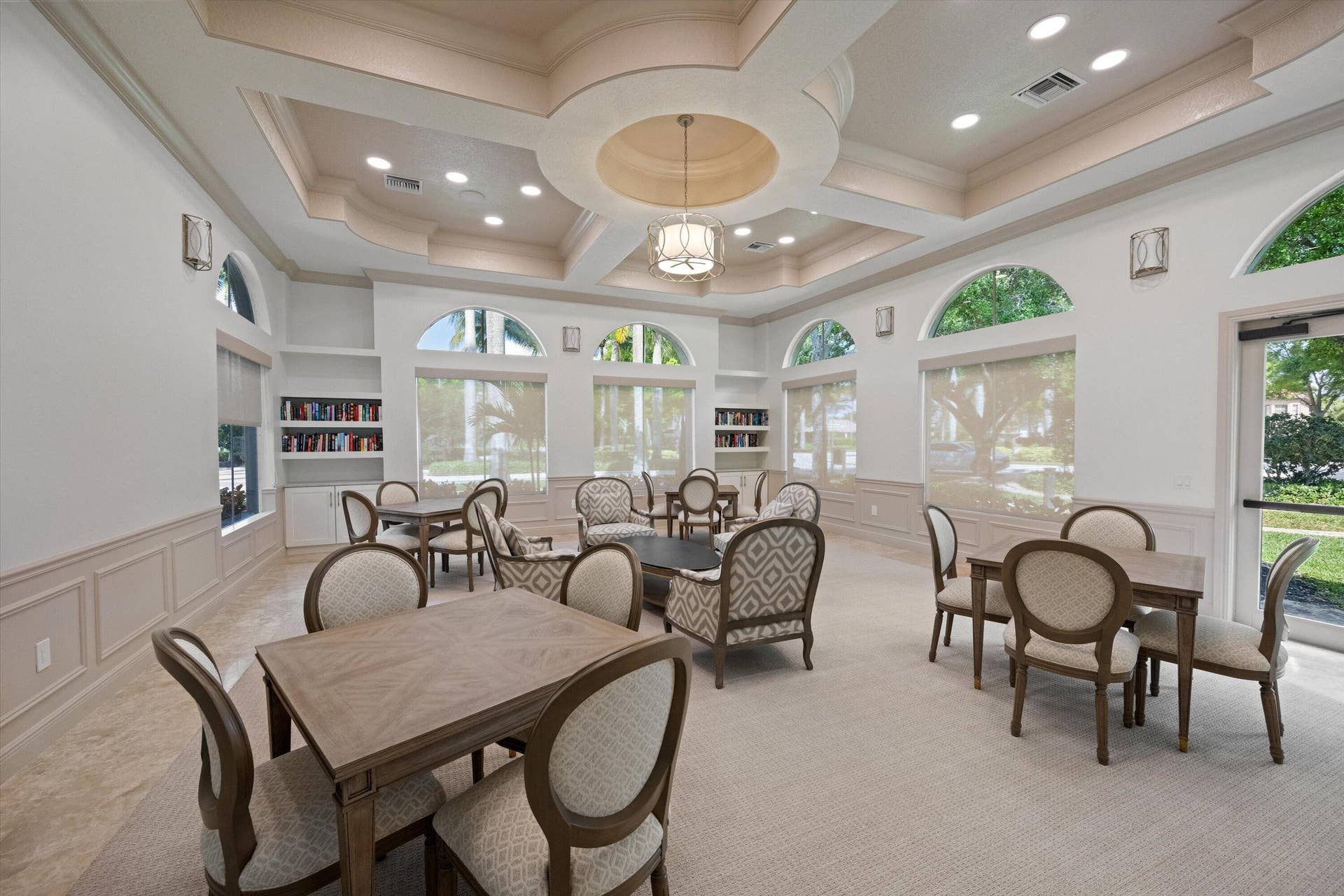 10586 Versailles Boulevard, Wellington, FL 33449 Clubhouse Party Room