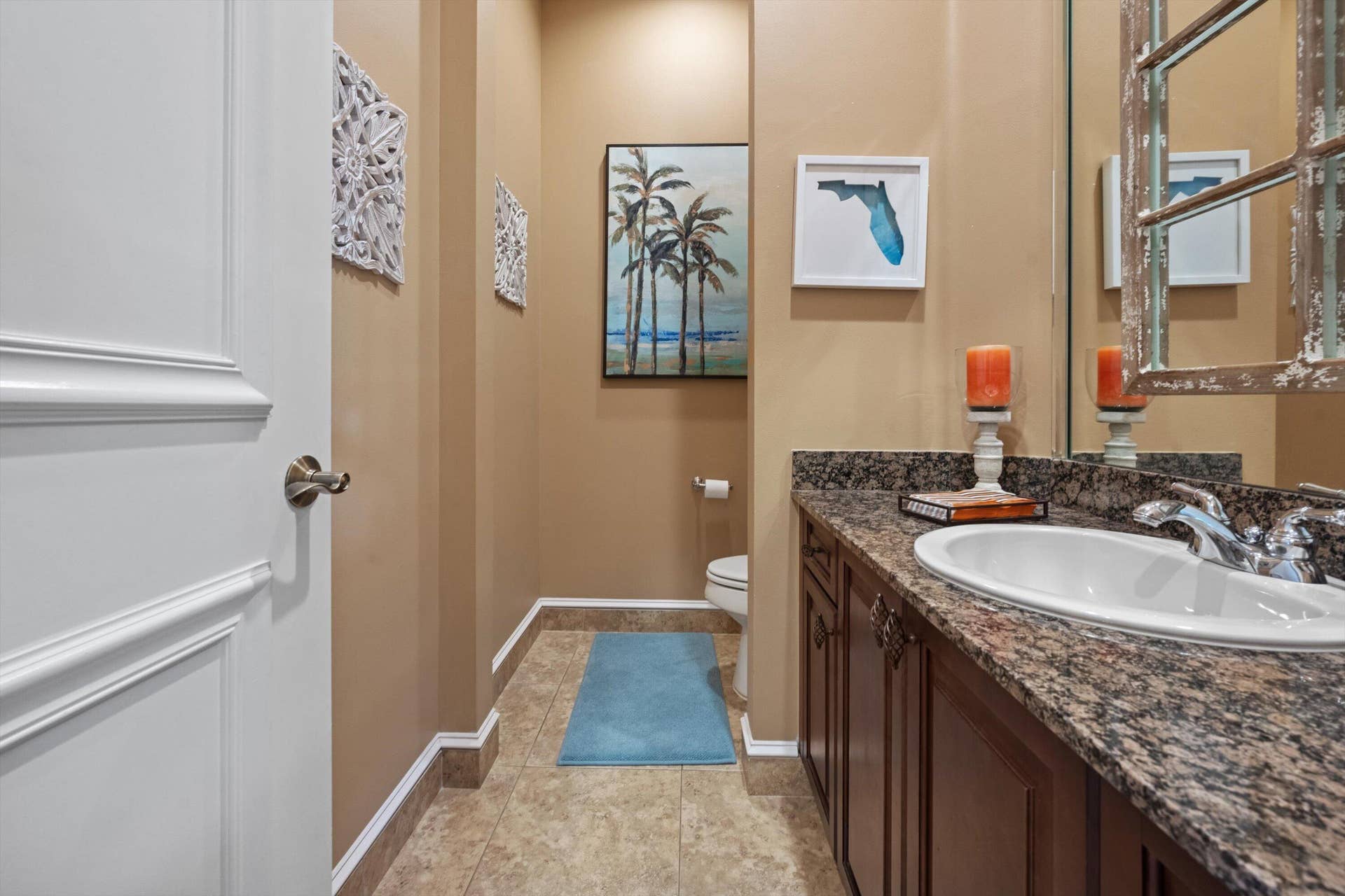 10586 Versailles Boulevard, Wellington, FL 33449 Downstairs Half Bath
