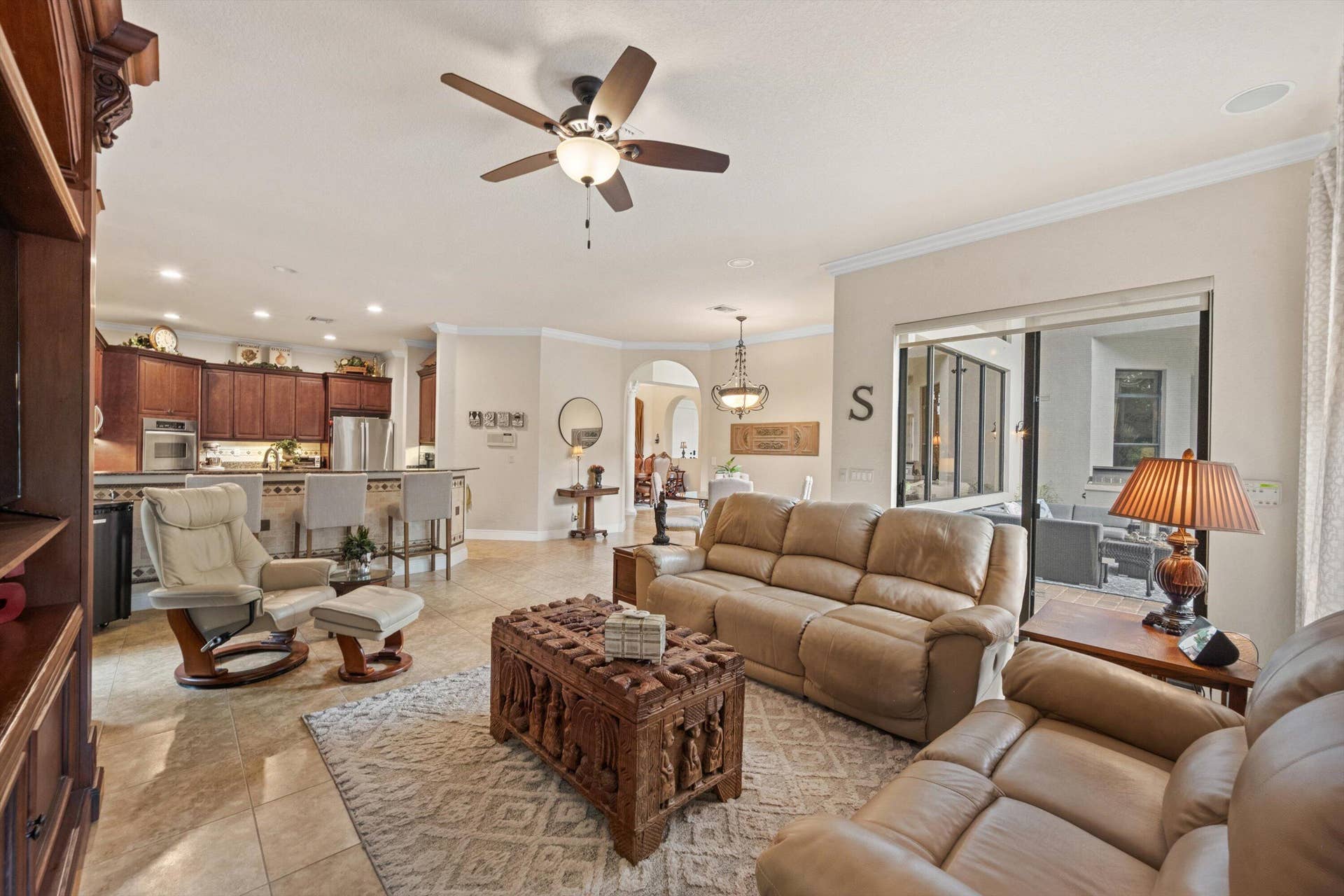 10586 Versailles Boulevard, Wellington, FL 33449 Family Room