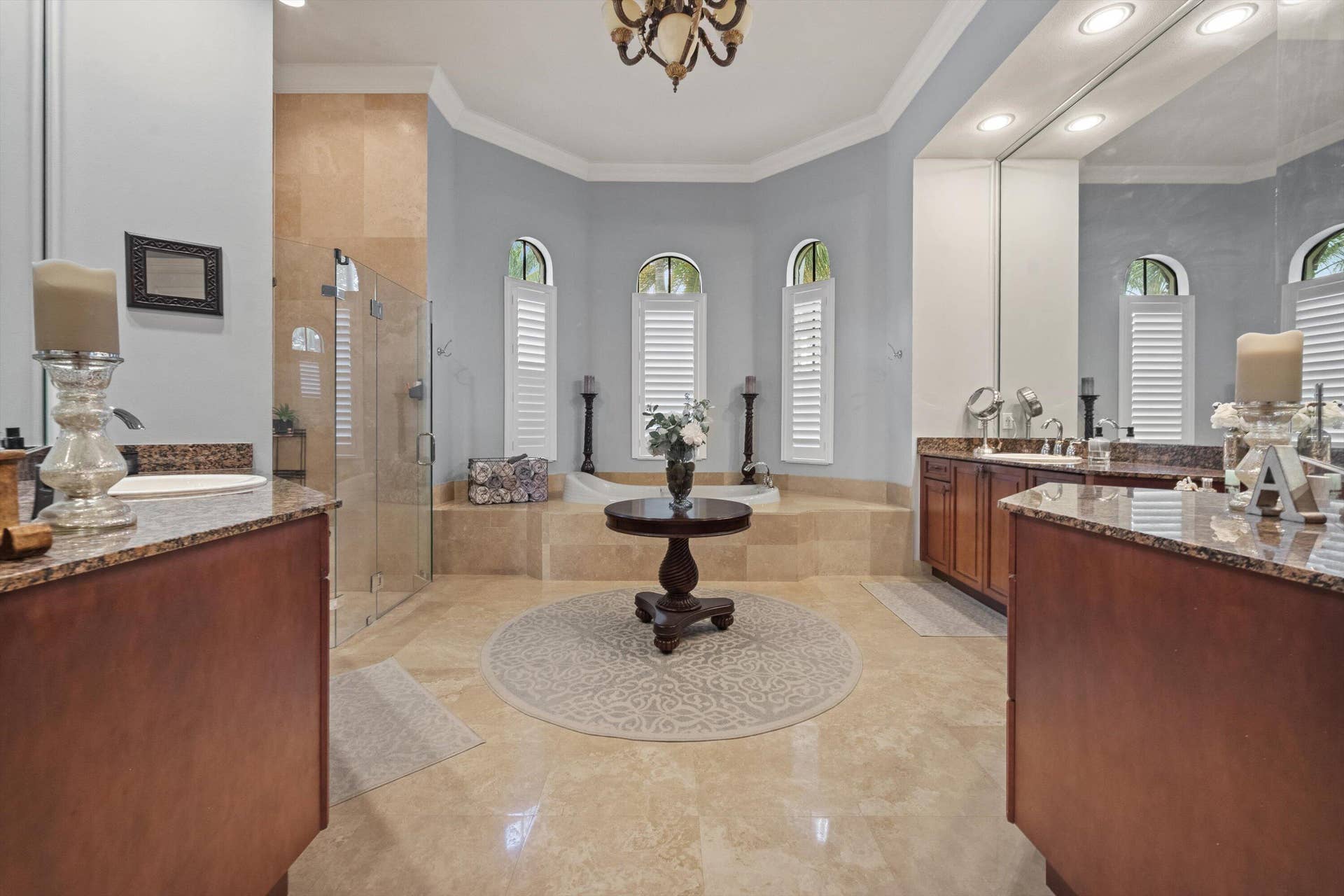 10586 Versailles Boulevard, Wellington, FL 33449 Beautiful Primary Bathroom