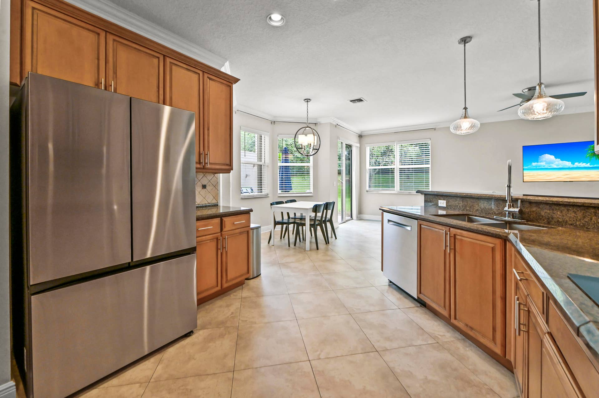 11 Kitchen 01