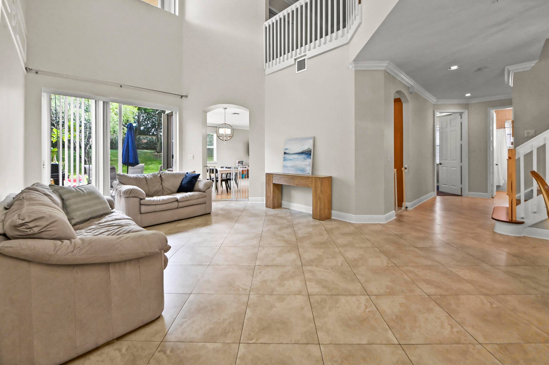 05 Living room 01