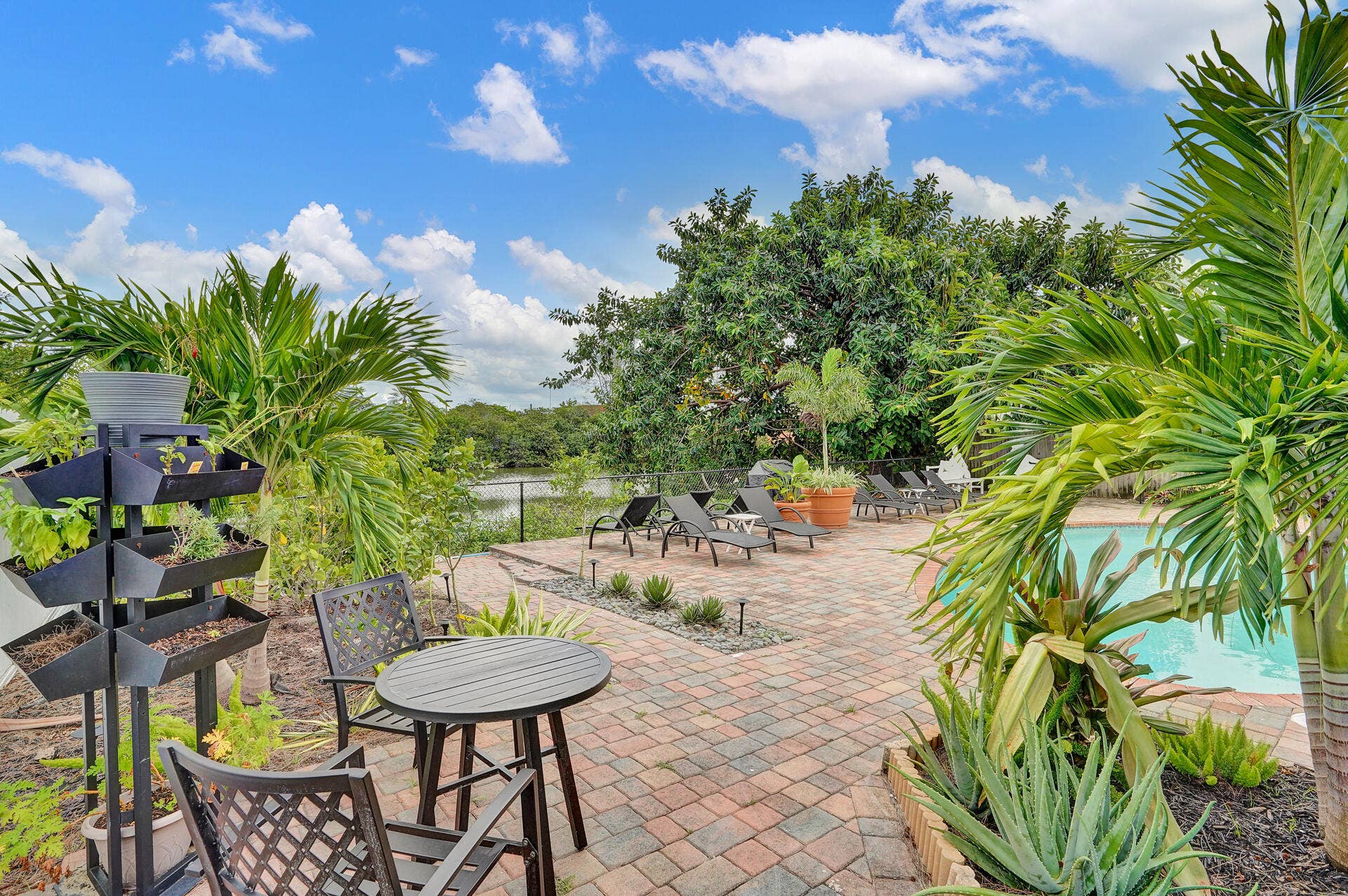 1236 NE 18th Avenue, #B-C, Fort Lauderdale, FL 33304 DSC02218