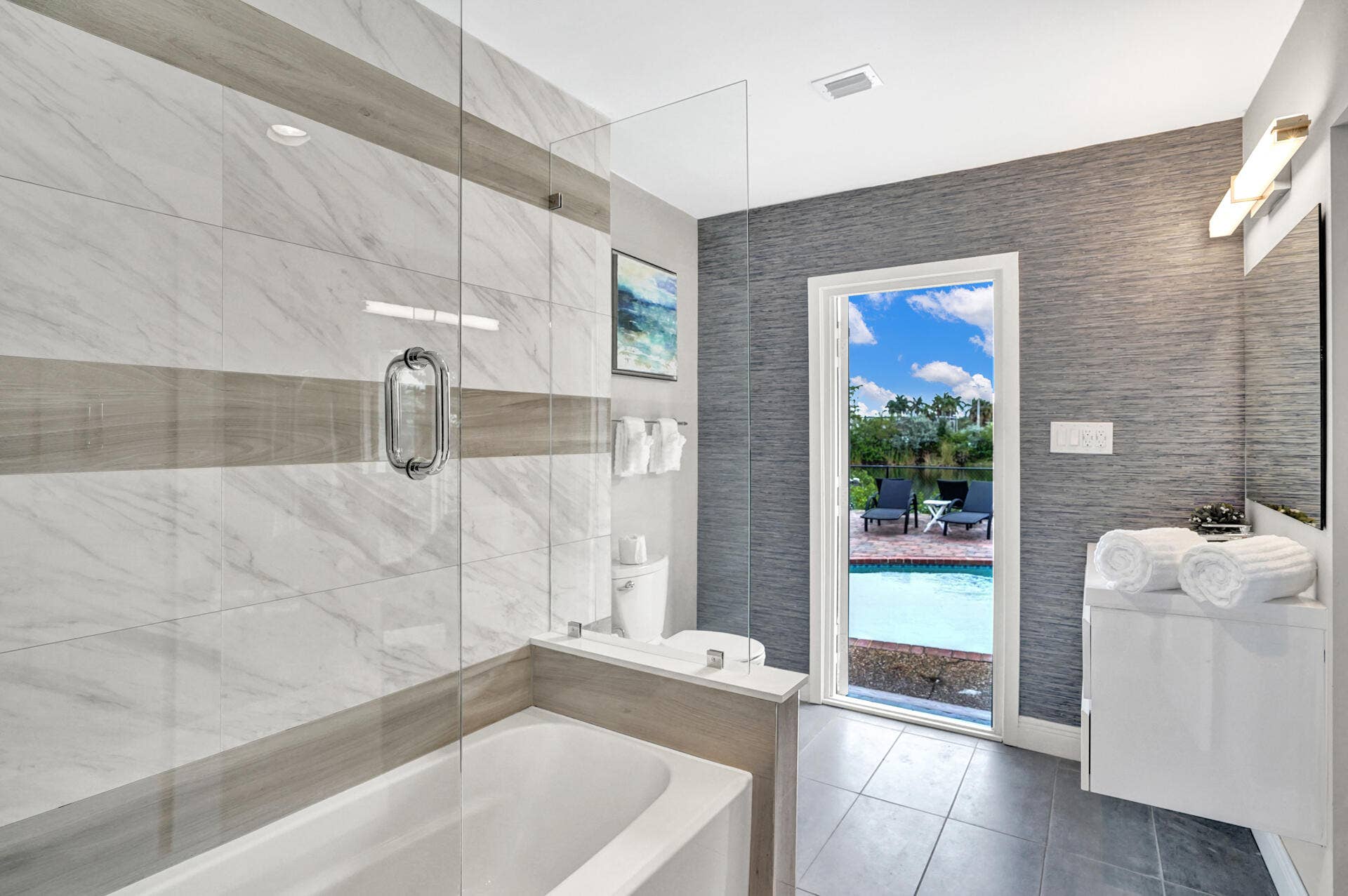 1236 NE 18th Avenue, #B-C, Fort Lauderdale, FL 33304 DSC02176