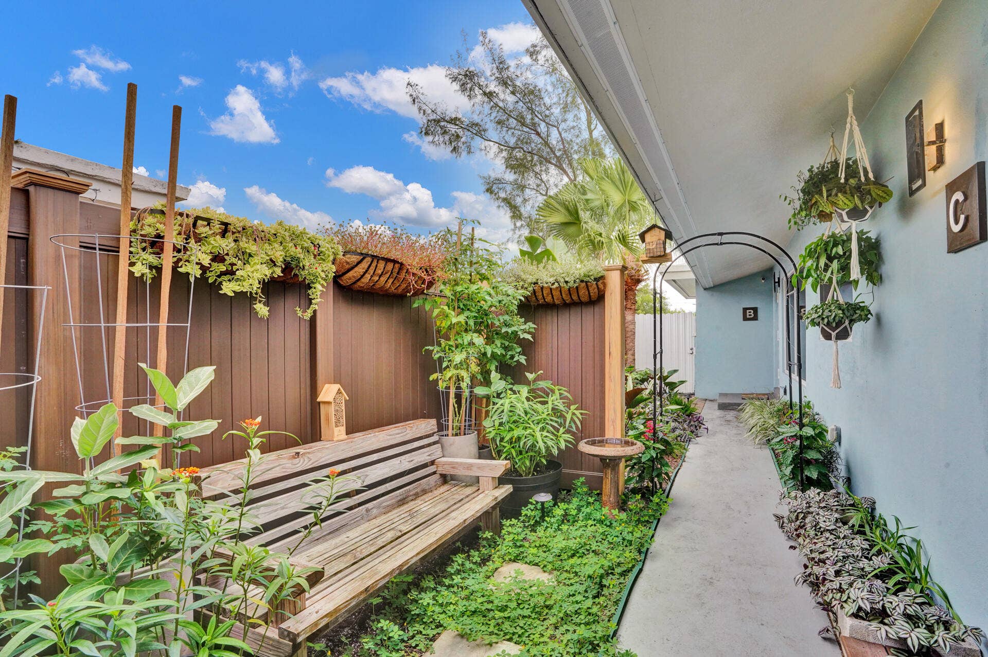 1236 NE 18th Avenue, #B-C, Fort Lauderdale, FL 33304 DSC02233