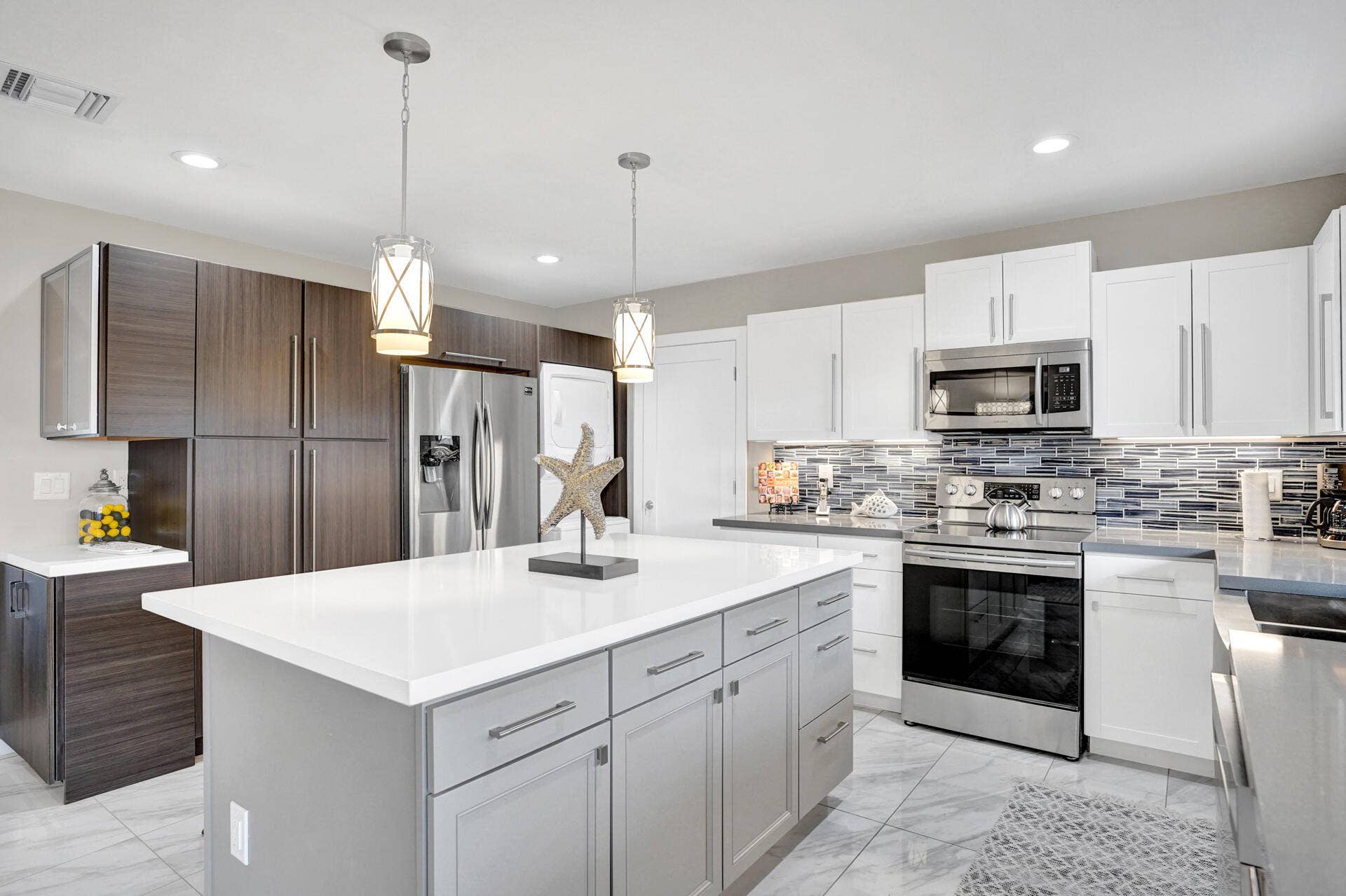 1236 NE 18th Avenue, #B-C, Fort Lauderdale, FL 33304 DSC02122