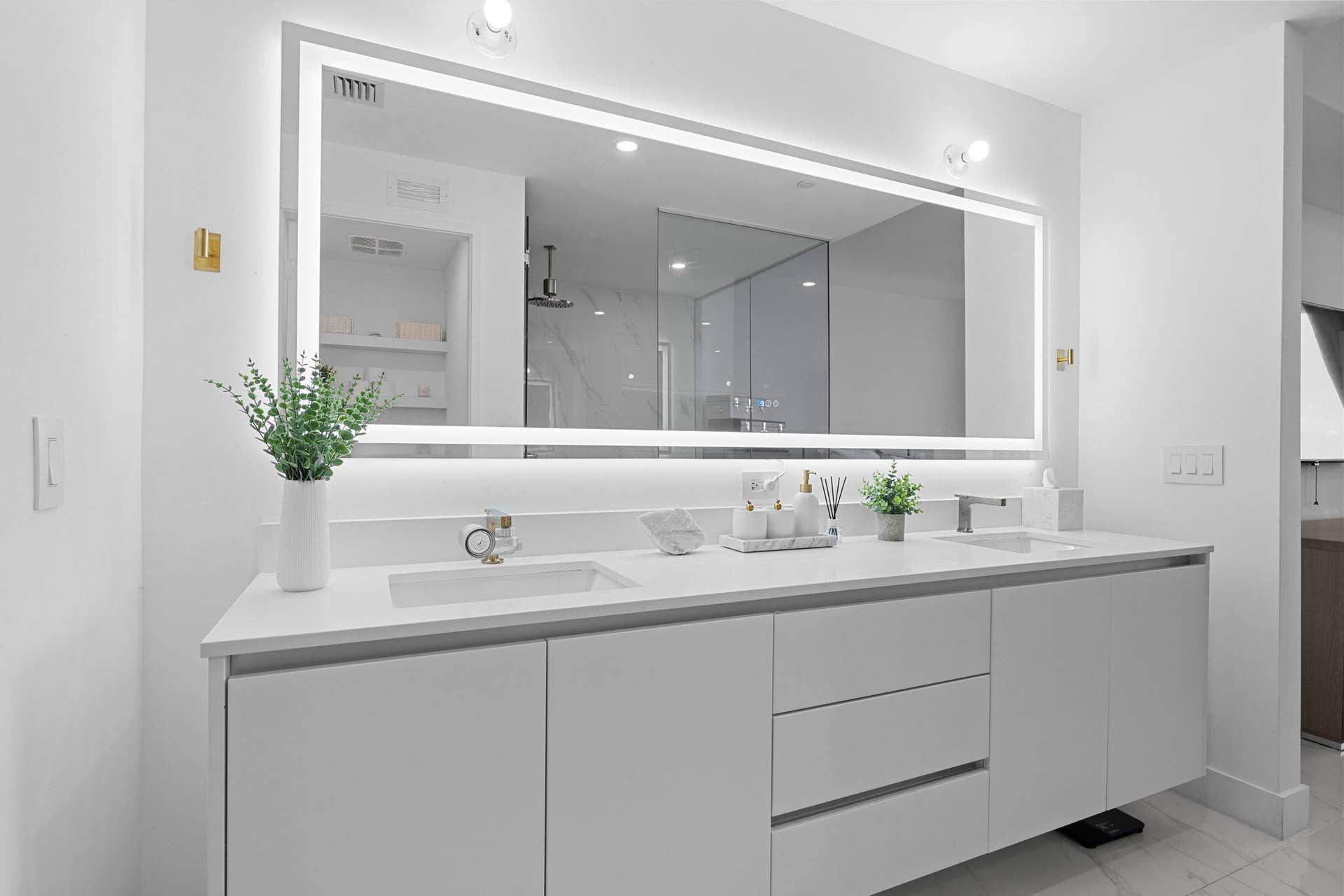 23-web-or-mls-A7401368