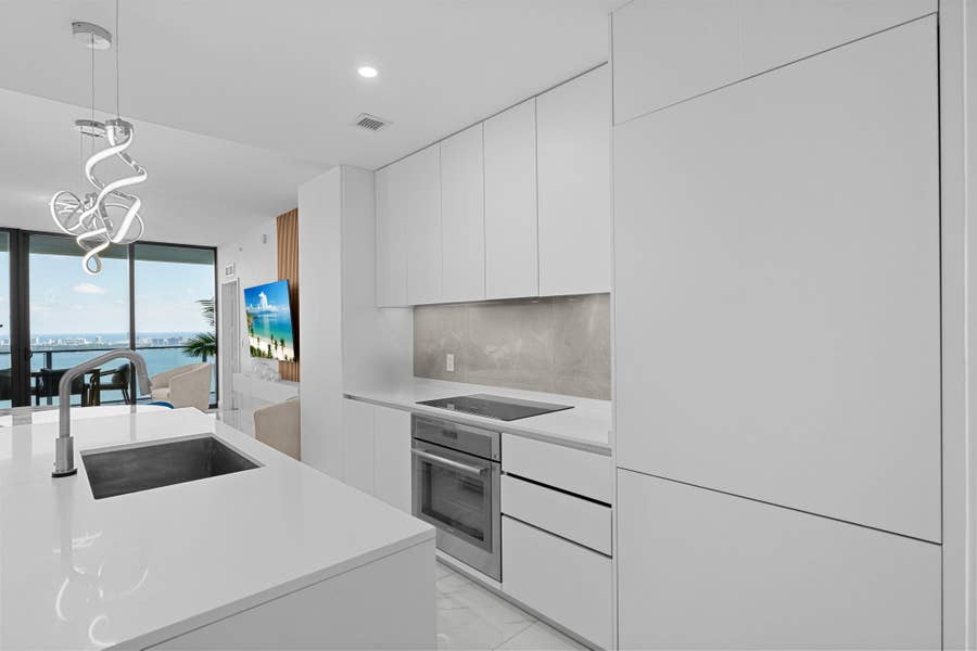 Property photo for 700 NE 24TH Street, #4304, Miami, FL