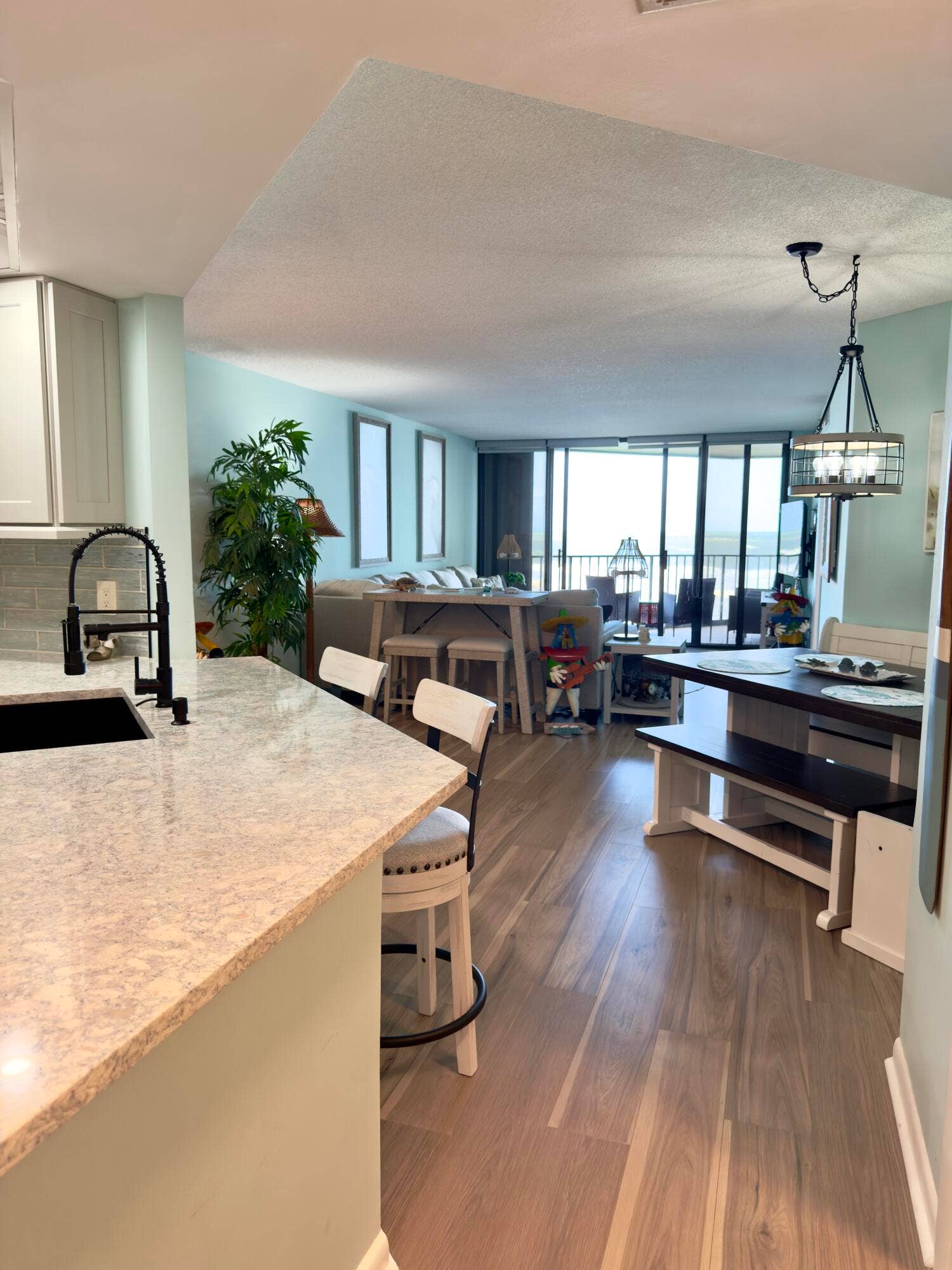 9650 S OCEAN Drive, #302, Jensen Beach, FL 34957 IMG_5818