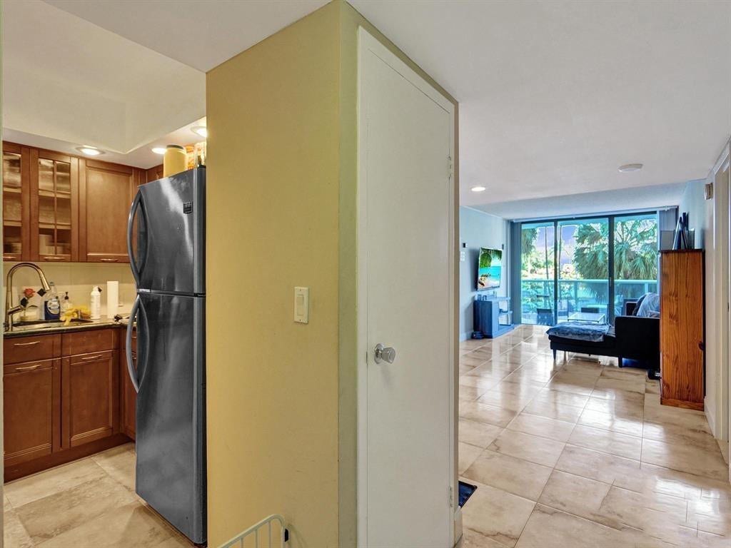 3625 N Country Club Drive, #210, Aventura, FL 33180 Photo 30
