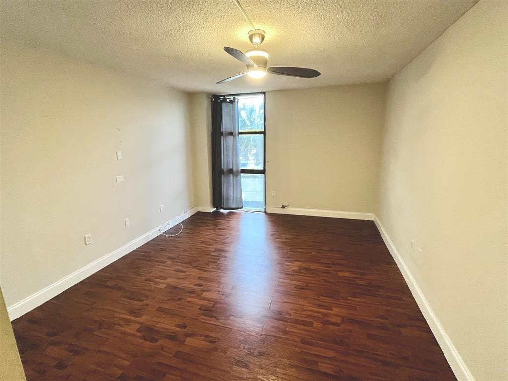 3625 N Country Club Drive, #210, Aventura, FL 33180 Photo 25