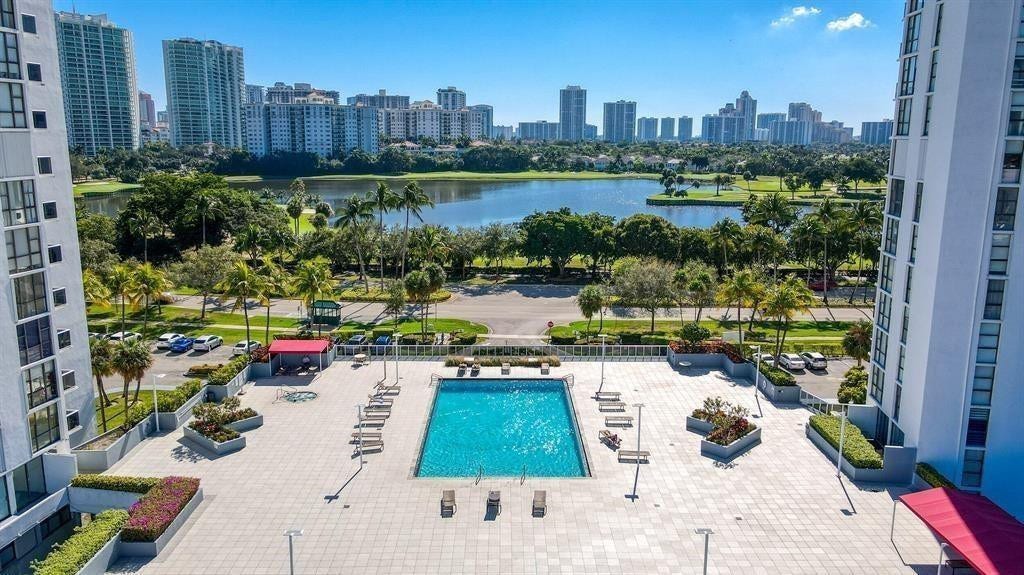 3625 N Country Club Drive, #210, Aventura, FL 33180 Photo 35