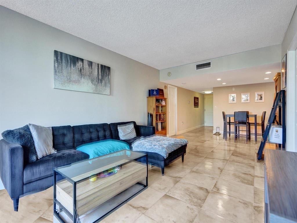 3625 N Country Club Drive, #210, Aventura, FL 33180 Photo 13