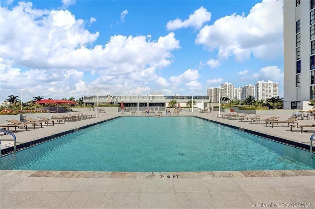 3625 N Country Club Drive, #210, Aventura, FL 33180 Photo 34