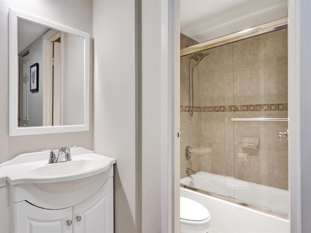 3625 N Country Club Drive, #210, Aventura, FL 33180 Photo 22