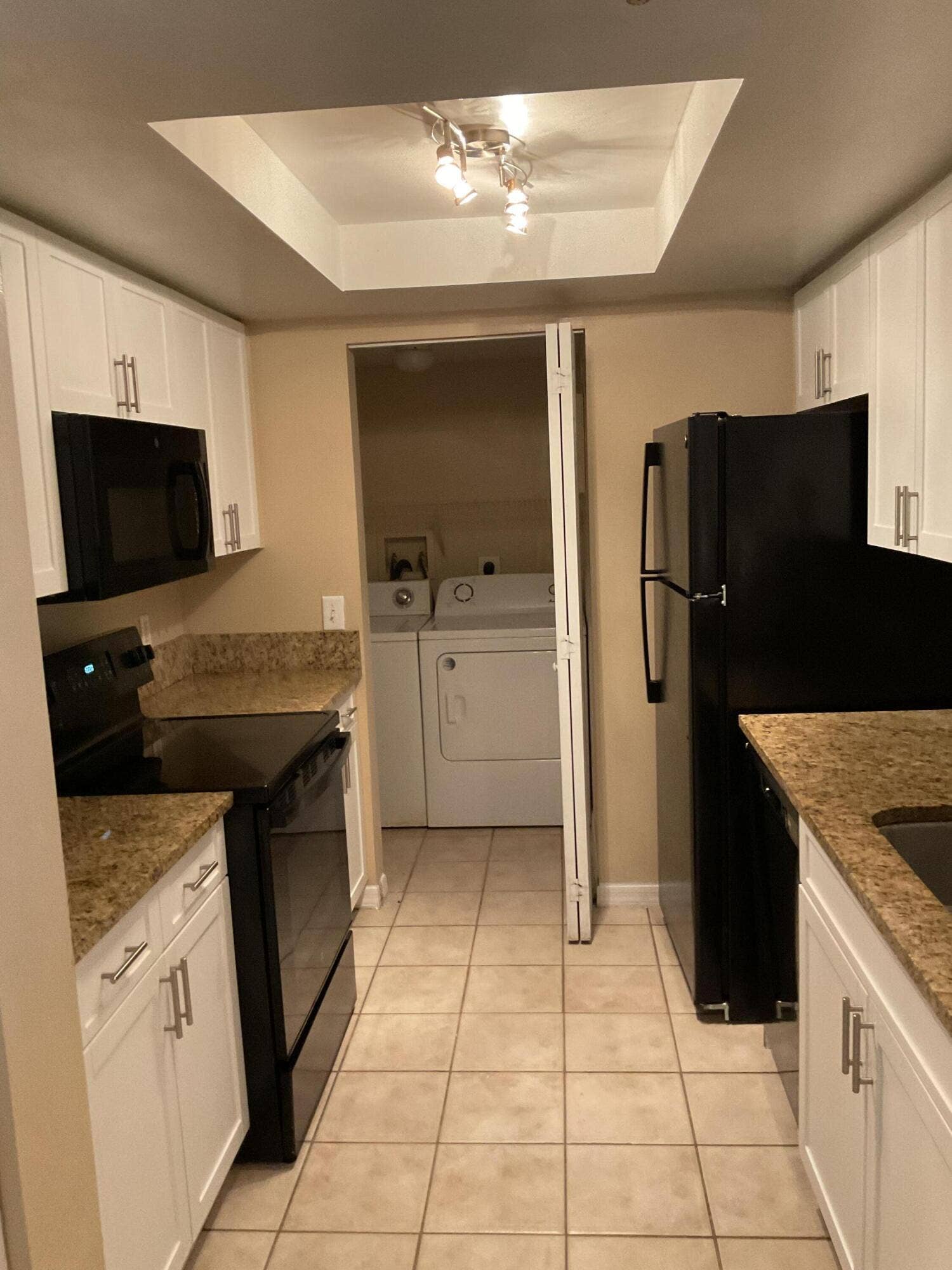 Kitchen/Laundry Rm