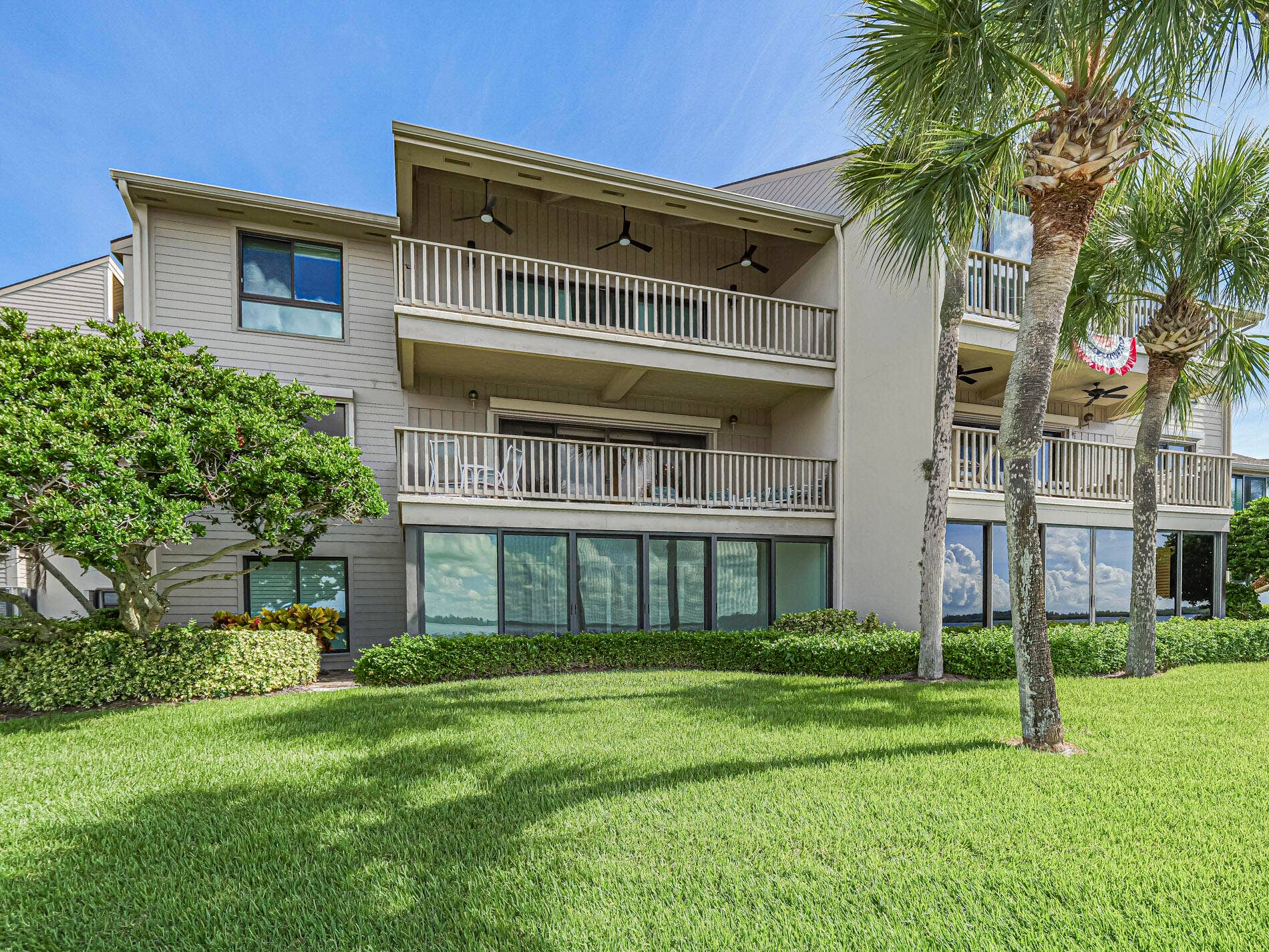 1860 Bay Road, Vero Beach, FL 32963 55