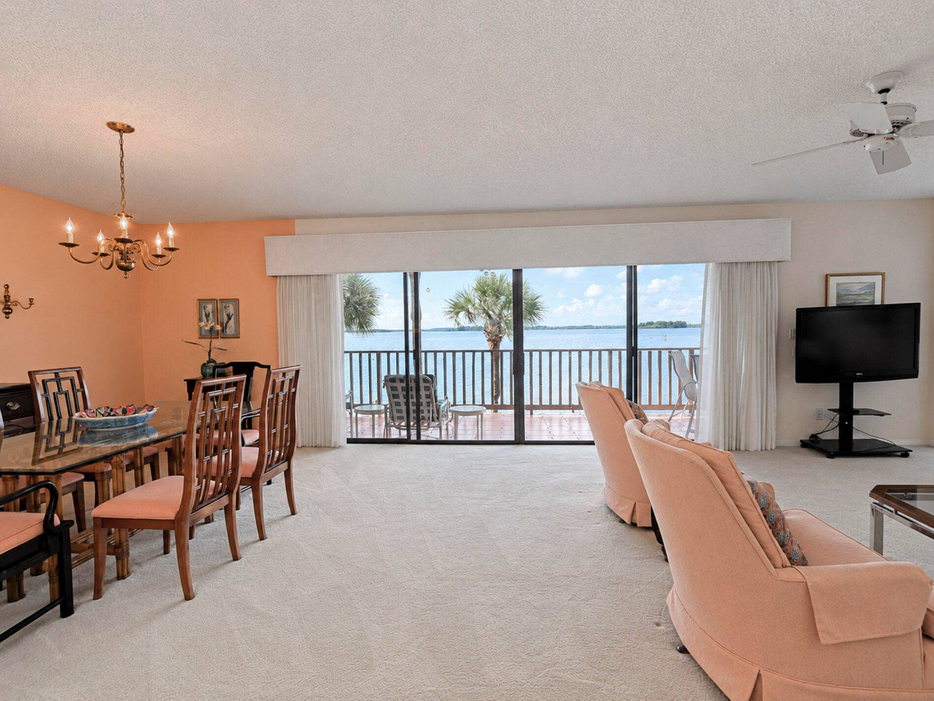 1860 Bay Road, Vero Beach, FL 32963 24