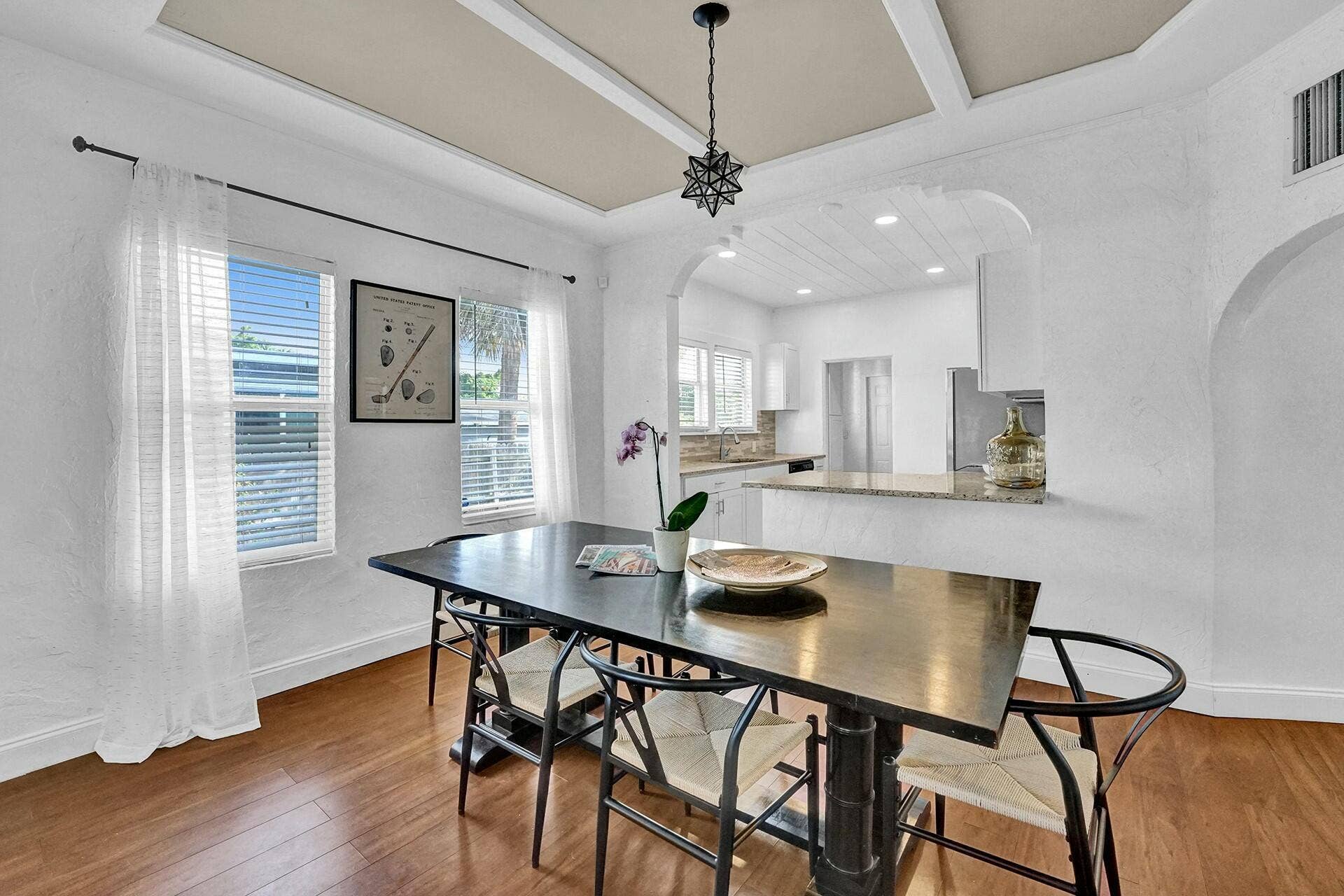 3910 GREENWOOD Avenue, West Palm Beach, West Palm Beach, FL 33407 Dining Room