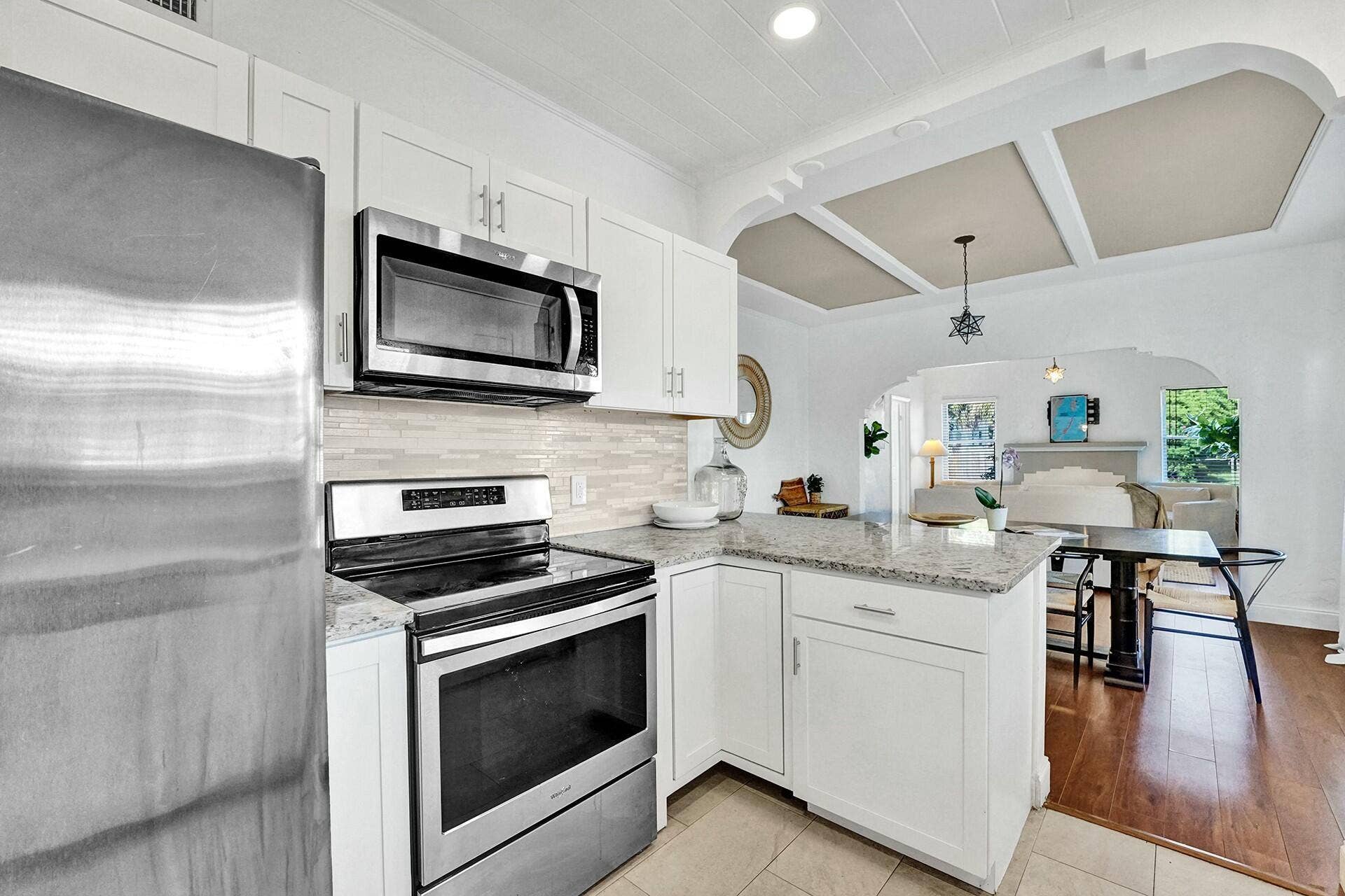 3910 GREENWOOD Avenue, West Palm Beach, West Palm Beach, FL 33407 Kithen