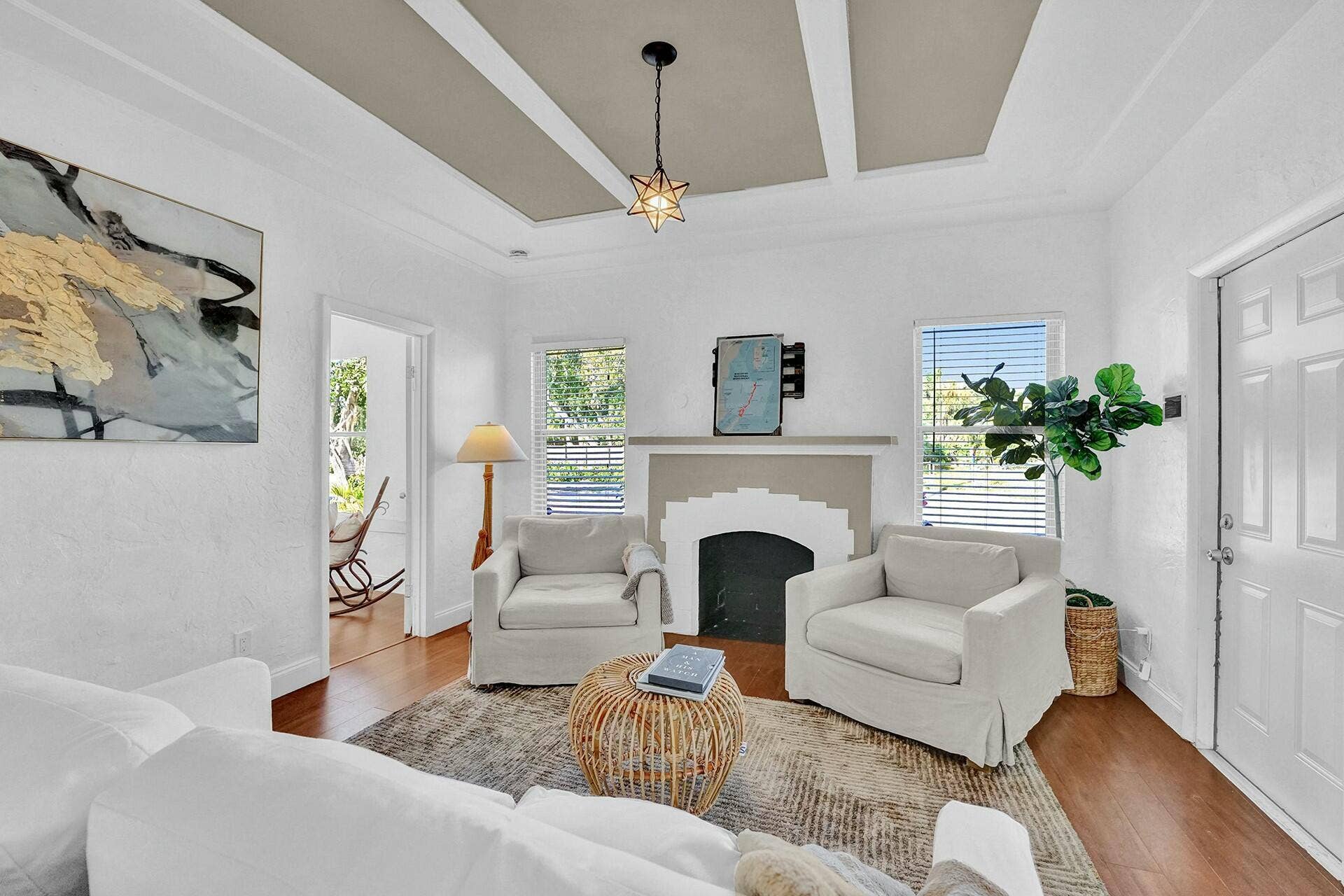 3910 GREENWOOD Avenue, West Palm Beach, West Palm Beach, FL 33407 Living Room