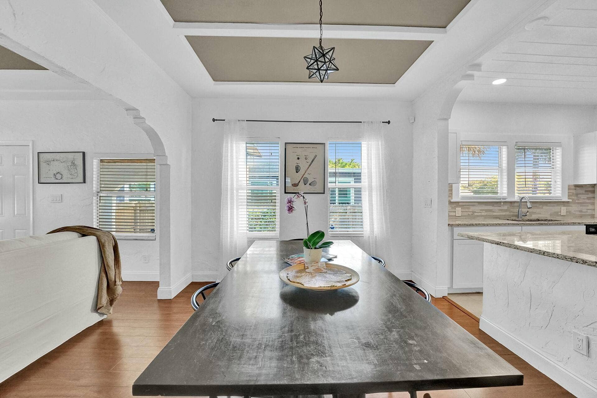 3910 GREENWOOD Avenue, West Palm Beach, West Palm Beach, FL 33407 Dining Room