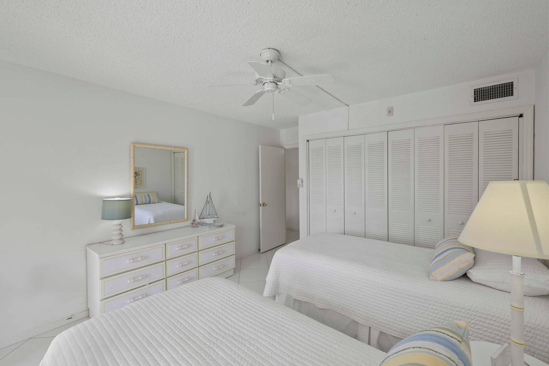 951 De Soto Road, #232, Boca Raton, FL 33432 951 De Soto Rd