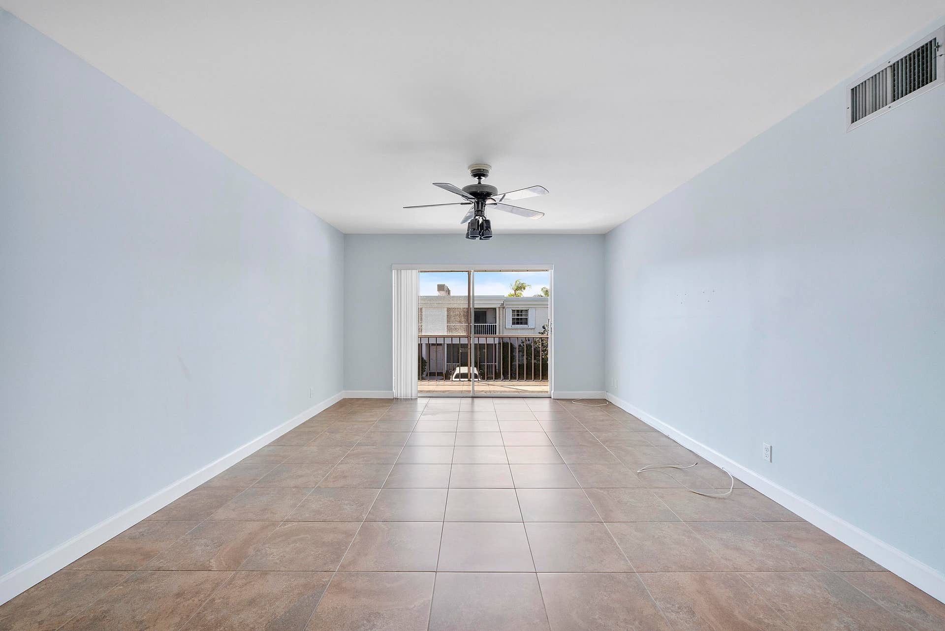 6253 Bay Club Dr unit 3_009