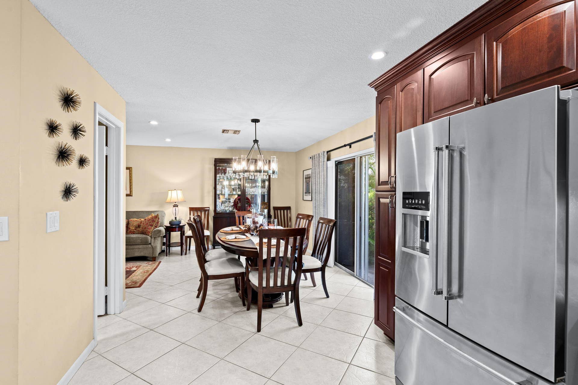 9843 NW 2ND Court, Plantation, FL 33324 21-web-or-mls-A7401937