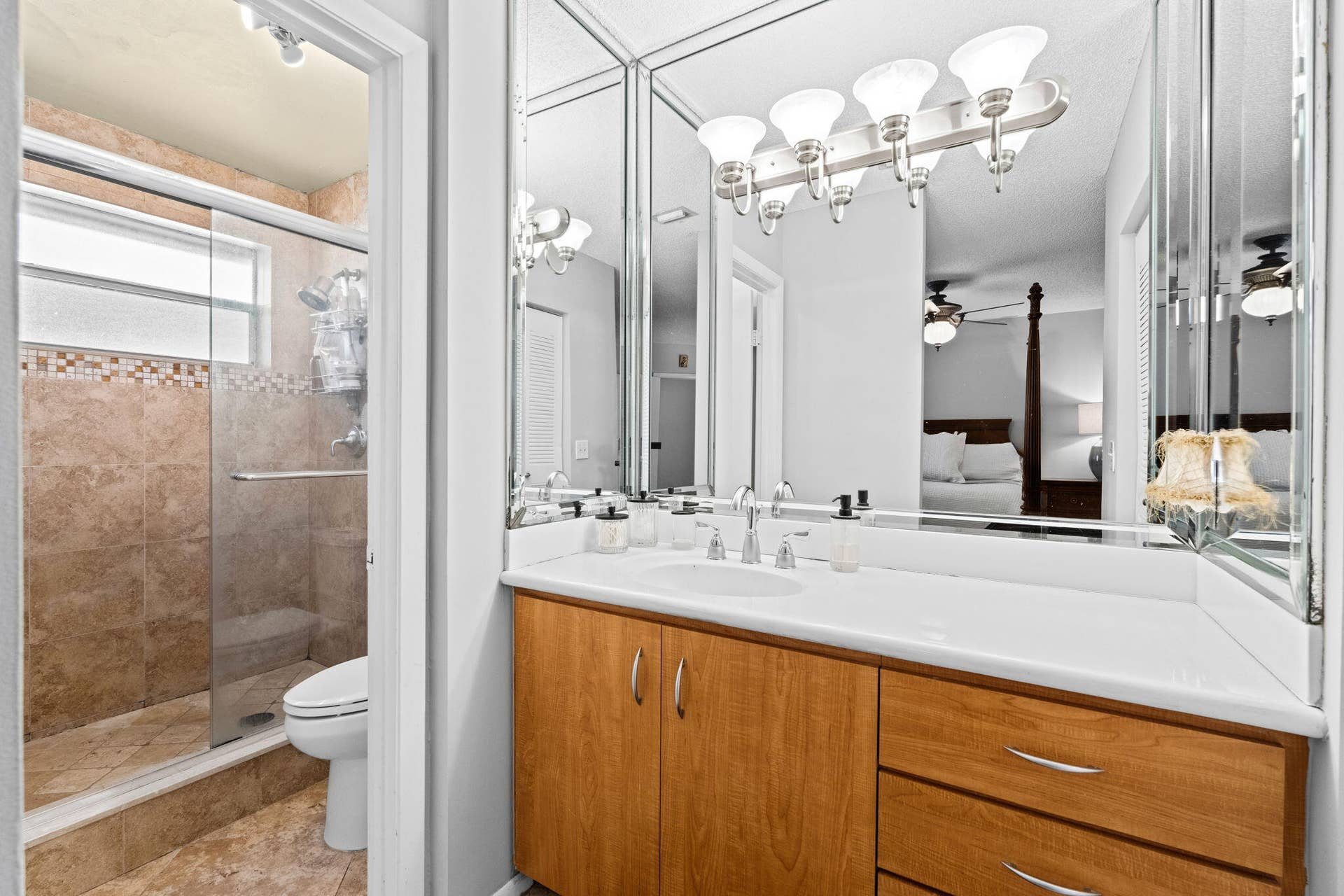 9843 NW 2ND Court, Plantation, FL 33324 27-web-or-mls-A7401852
