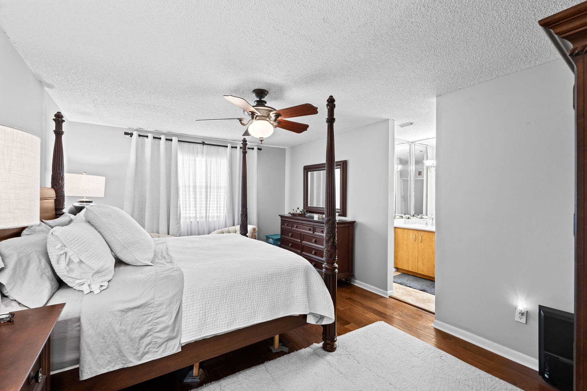 9843 NW 2ND Court, Plantation, FL 33324 25-web-or-mls-A7401846