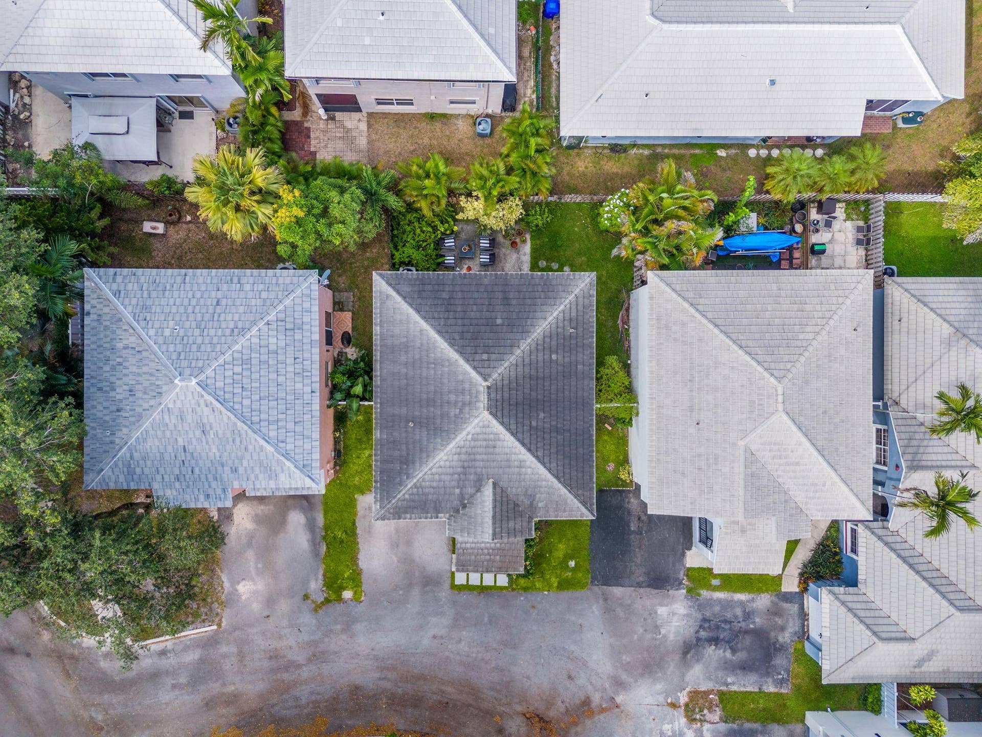 9843 NW 2ND Court, Plantation, FL 33324 61-web-or-mls-DJI_20261019103130_0393_D