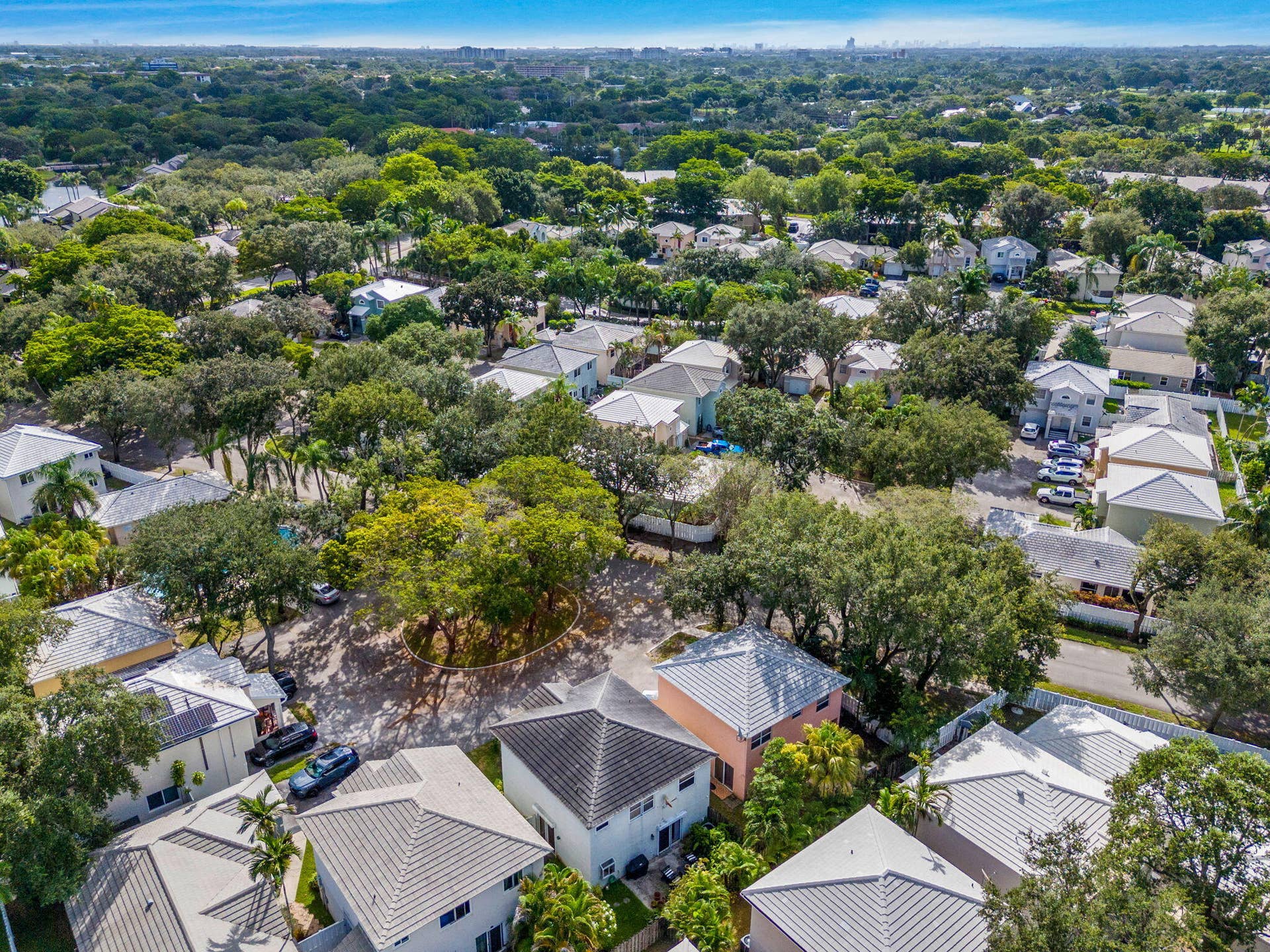 9843 NW 2ND Court, Plantation, FL 33324 54-web-or-mls-DJI_20261019103047_0390_D