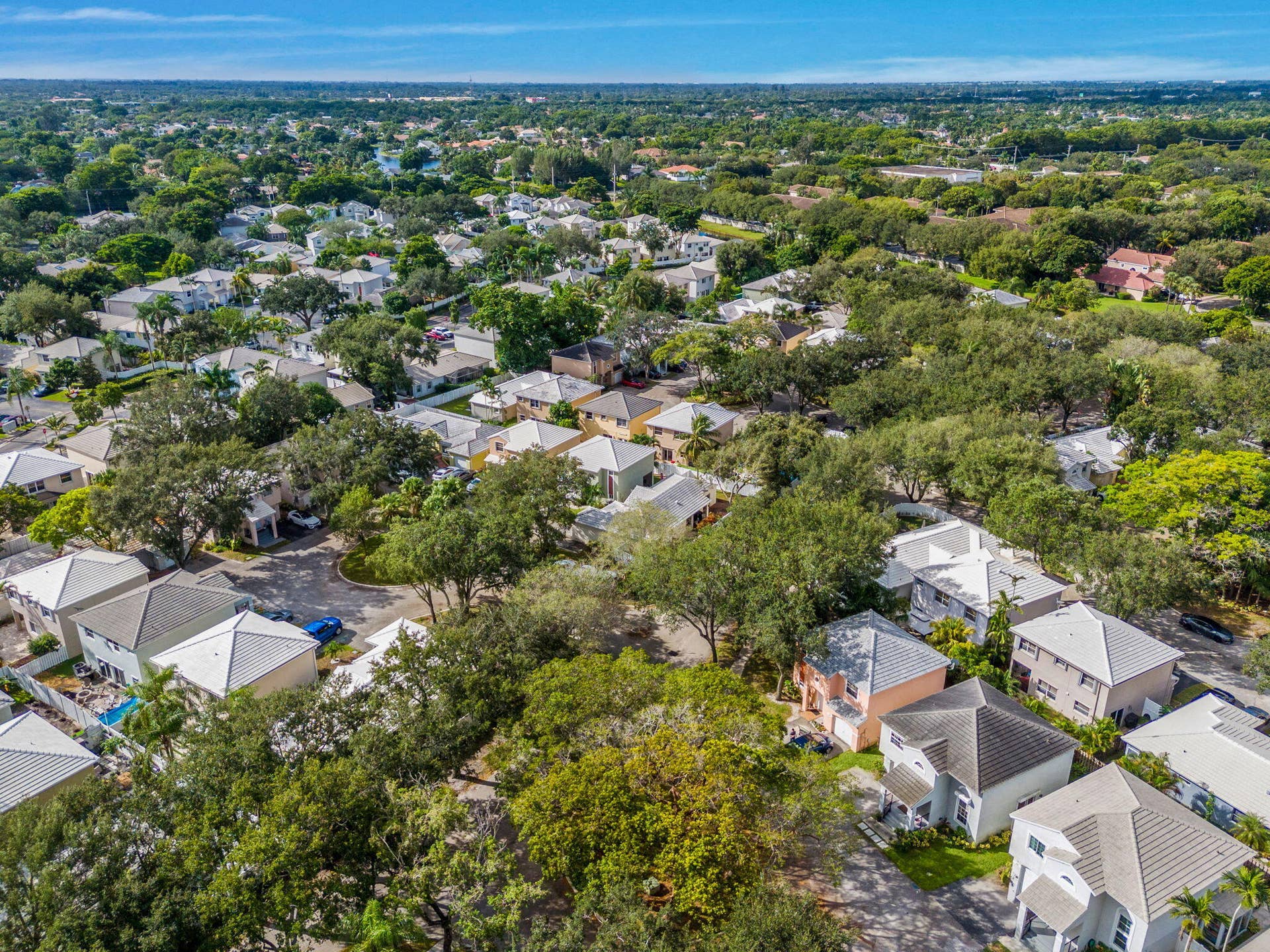 9843 NW 2ND Court, Plantation, FL 33324 50-web-or-mls-DJI_20261019102956_0387_D