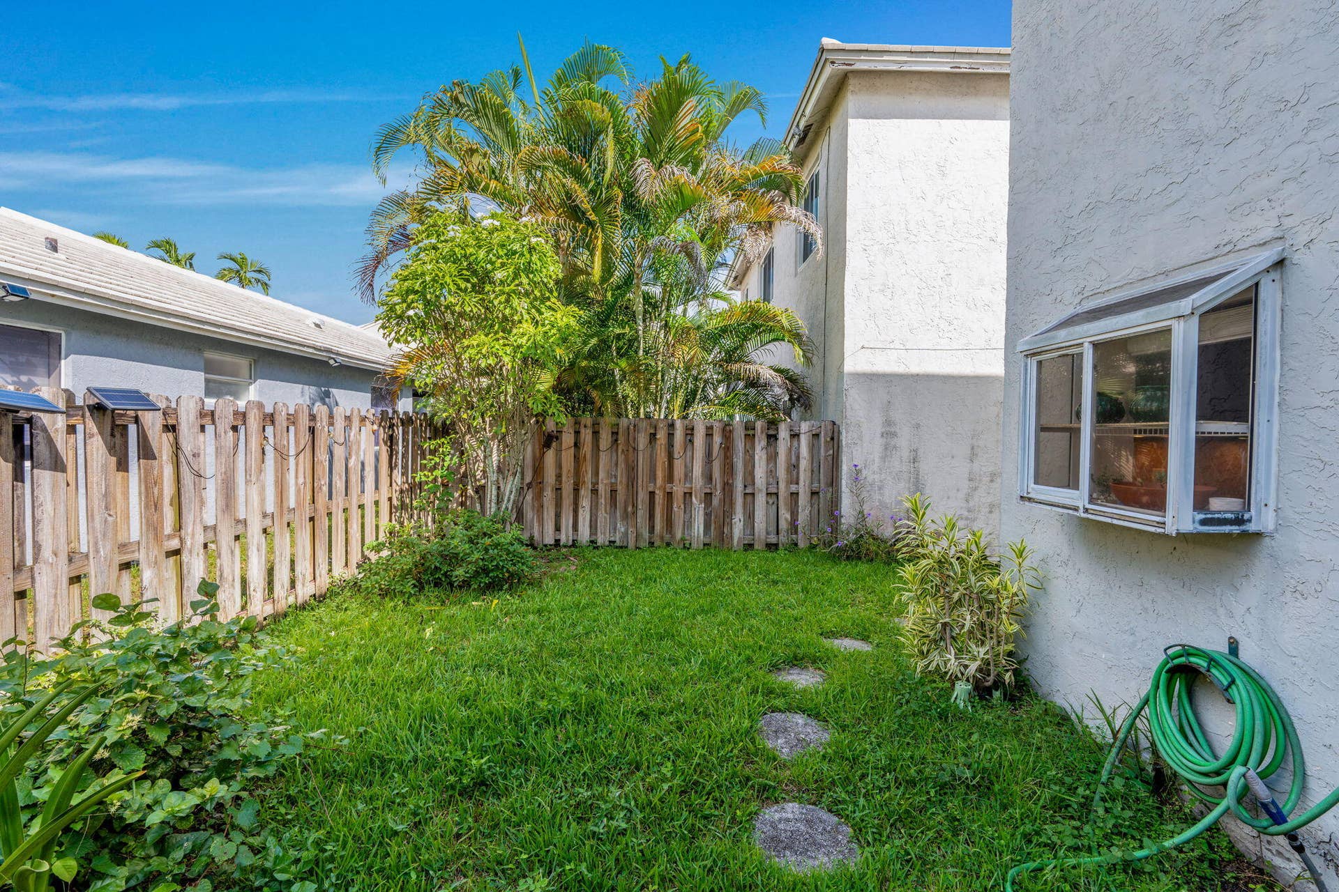 9843 NW 2ND Court, Plantation, FL 33324 42-web-or-mls-A7401836