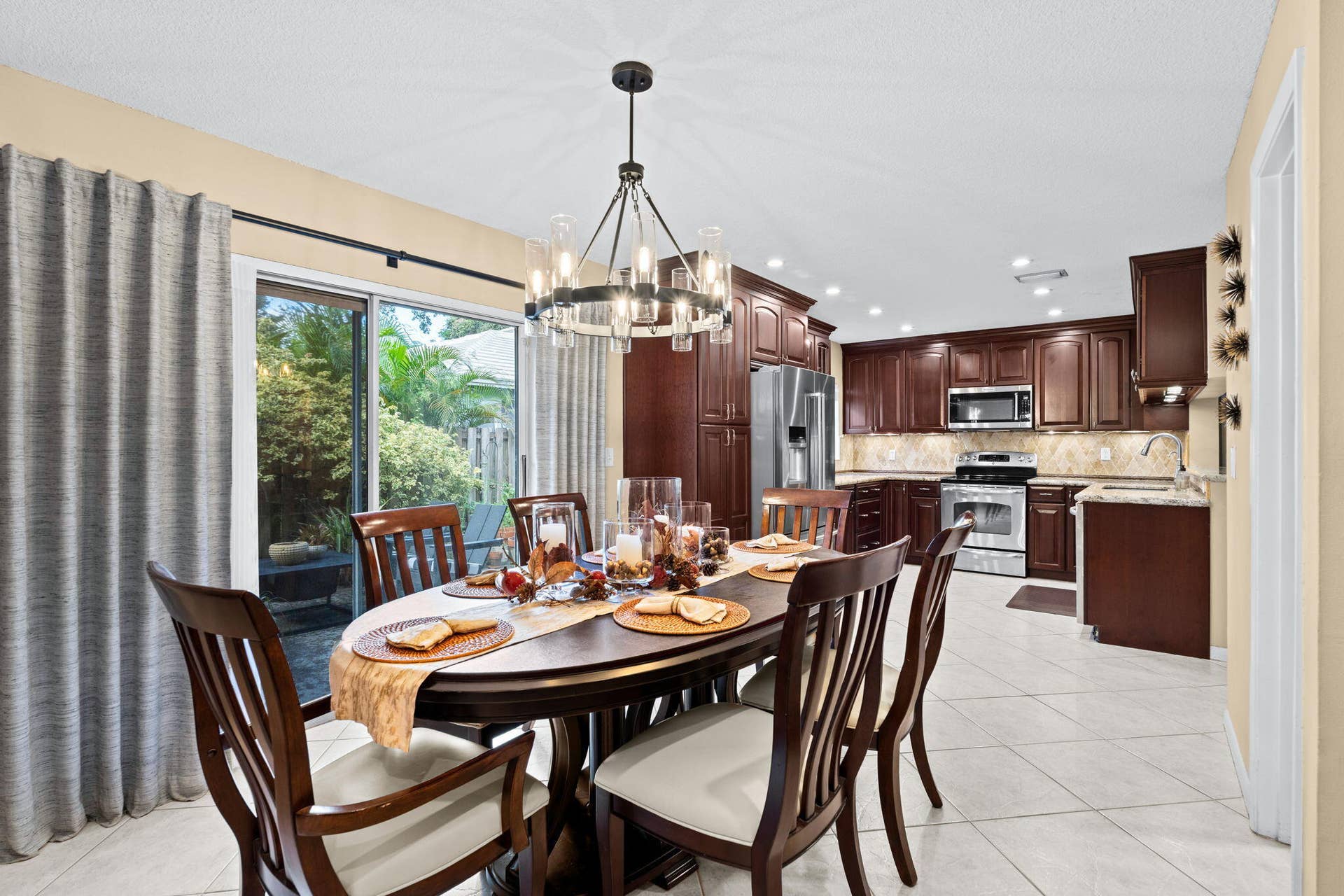 9843 NW 2ND Court, Plantation, FL 33324 24-web-or-mls-A7401946