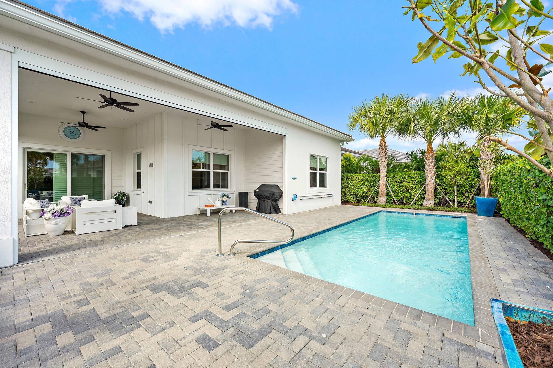 10038 Regency Way, Palm Beach Gardens, FL 33412 Pool
