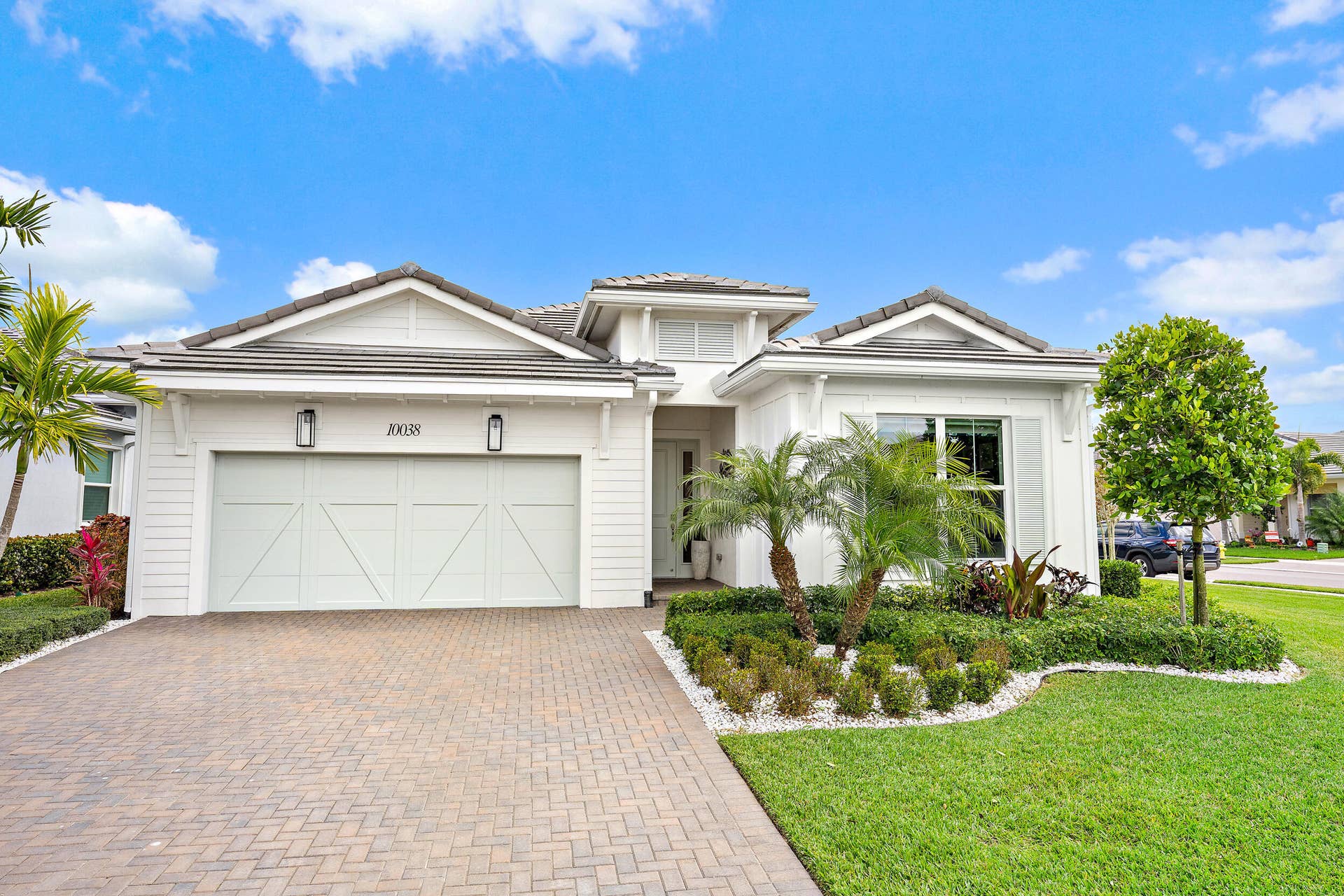 10038 Regency Way, Palm Beach Gardens, FL 33412 Front Exterior