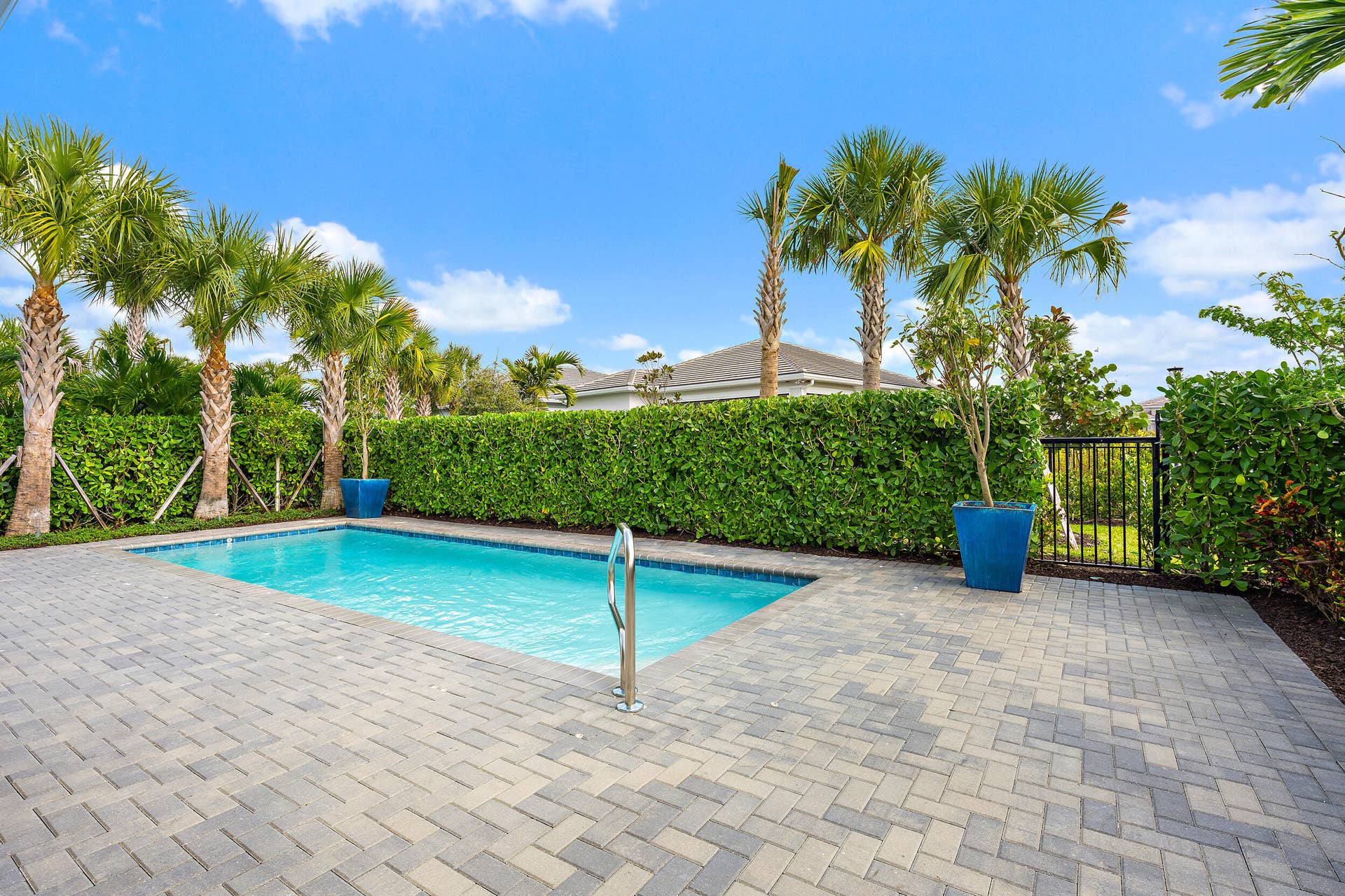 10038 Regency Way, Palm Beach Gardens, FL 33412 Pool