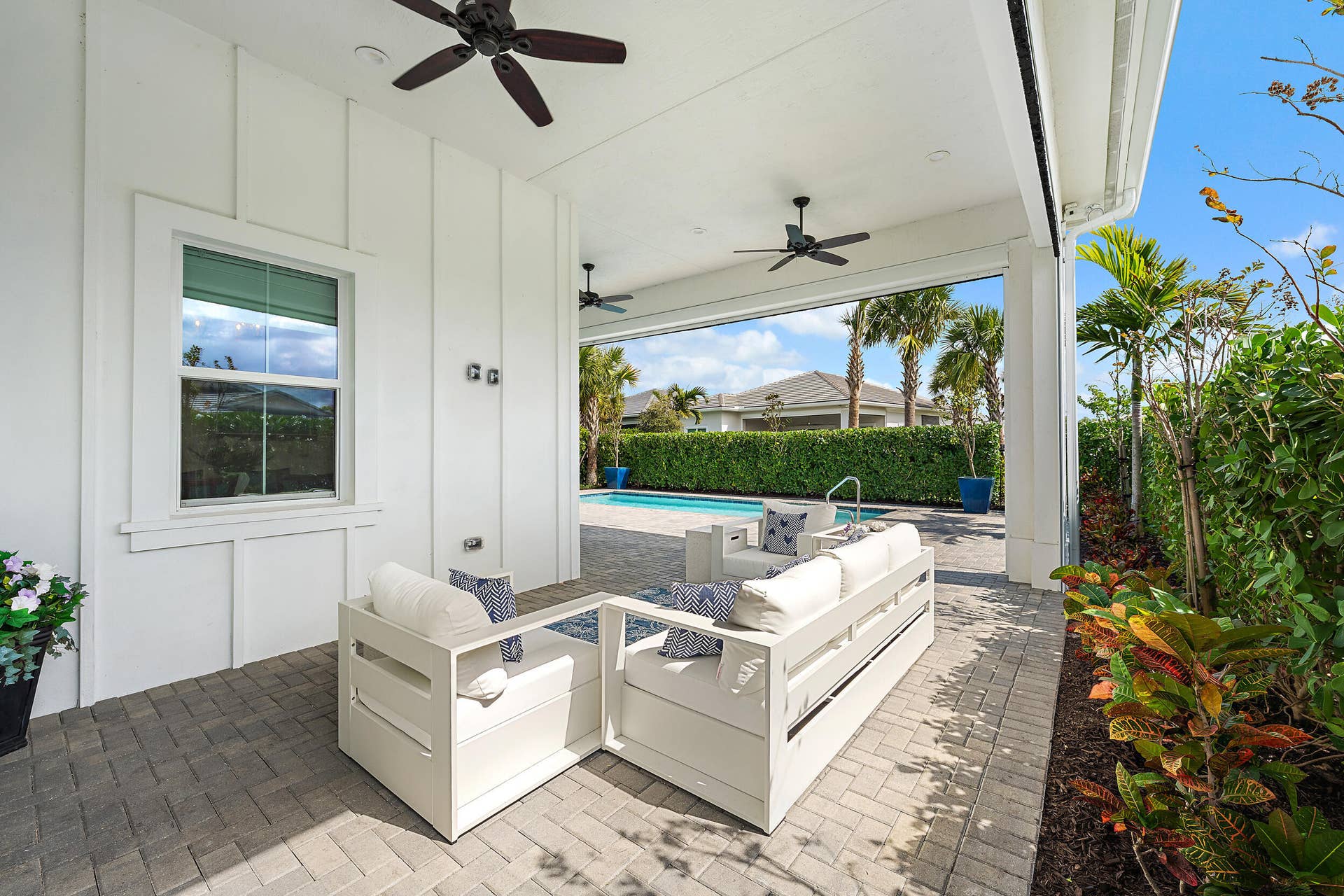 10038 Regency Way, Palm Beach Gardens, FL 33412 Patio