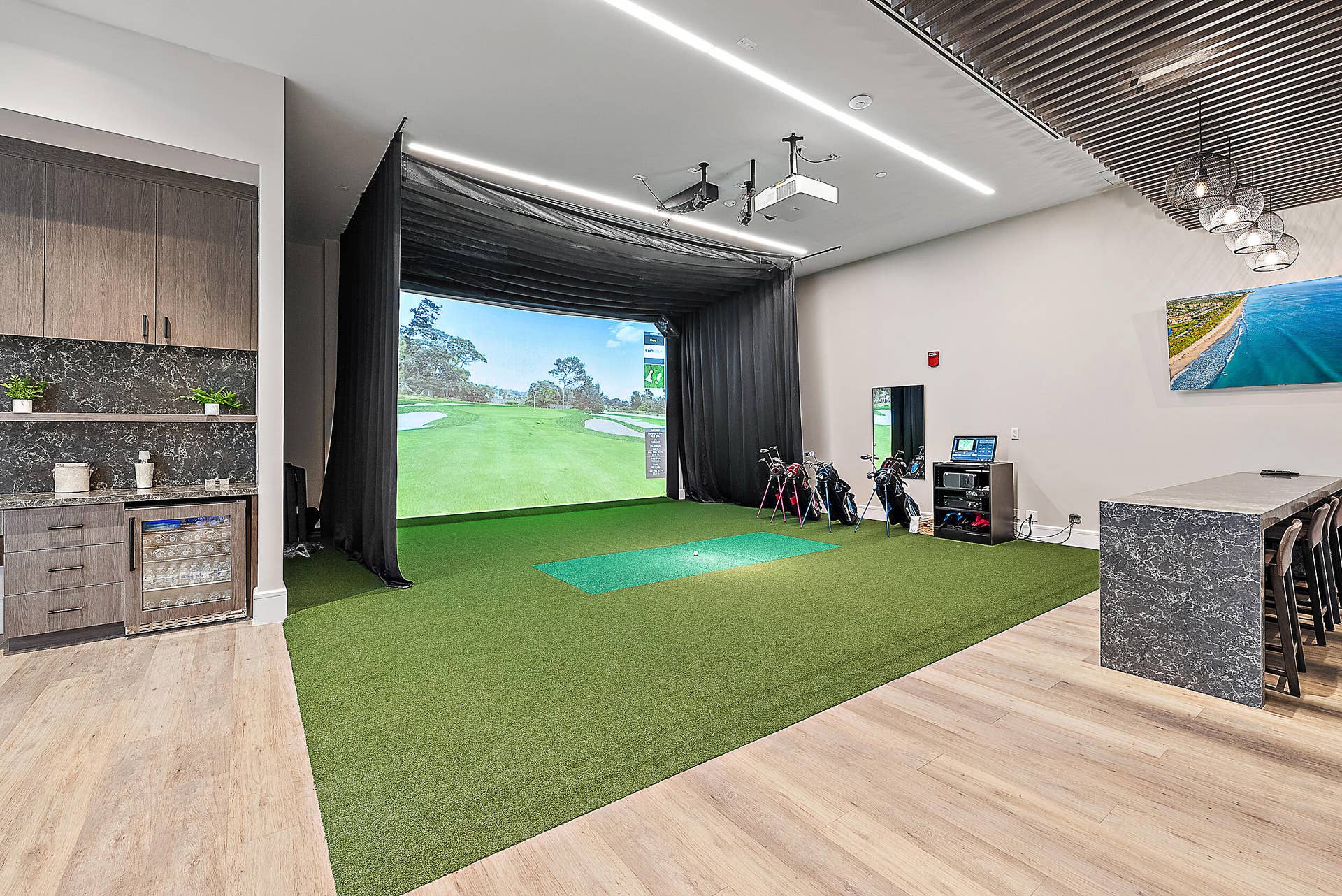 10038 Regency Way, Palm Beach Gardens, FL 33412 Golf Simulator