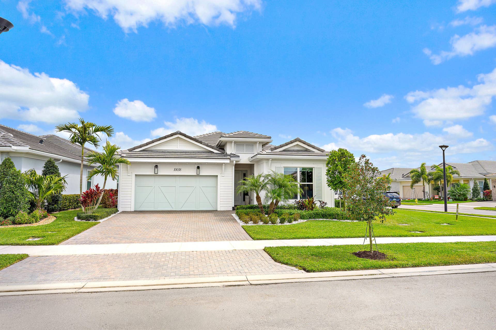 10038 Regency Way, Palm Beach Gardens, FL 33412 Front Exterior