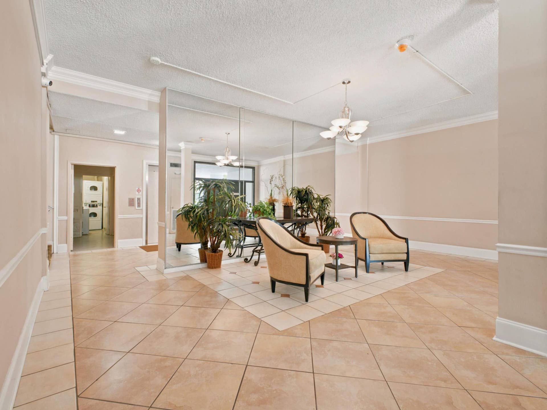 500 Executive Center Drive, #5M, West Palm Beach, FL 33401 Building Lobby