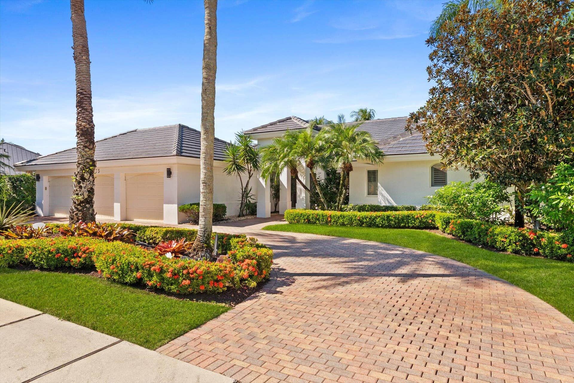 4475 Woodfield Boulevard, Boca Raton, FL 33434 Front