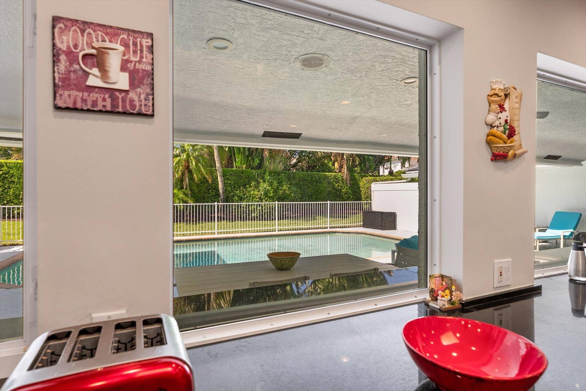 4475 Woodfield Boulevard, Boca Raton, FL 33434 Kitchen