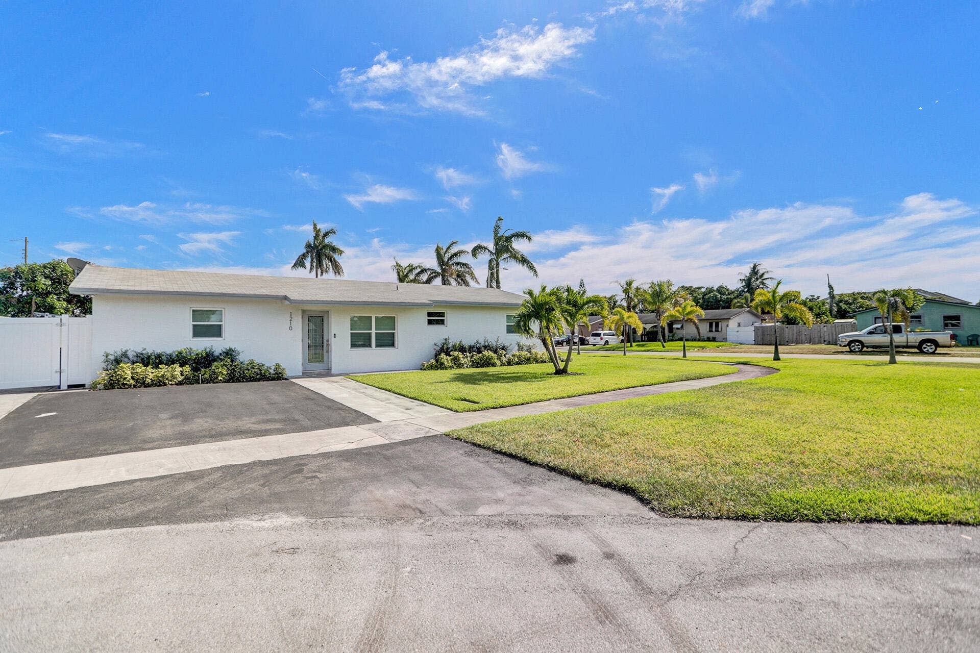 1210 SW 10TH Terrace, Deerfield Beach, Deerfield Beach, FL 33441 Front View