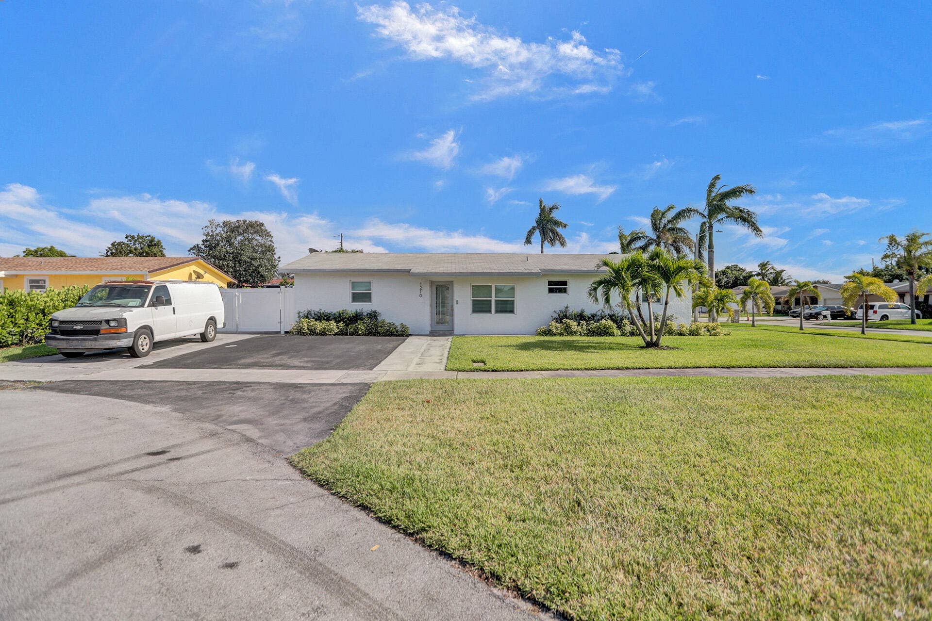 1210 SW 10TH Terrace, Deerfield Beach, Deerfield Beach, FL 33441 3 - front view