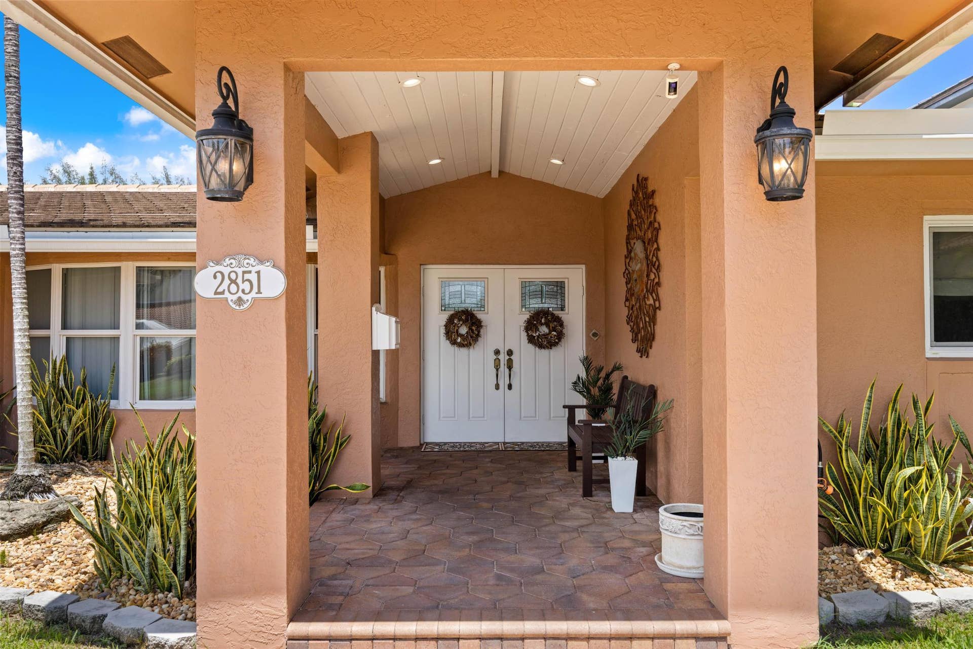 2851 NE 11TH Street, Pompano Beach, FL 33062 Front Entrance